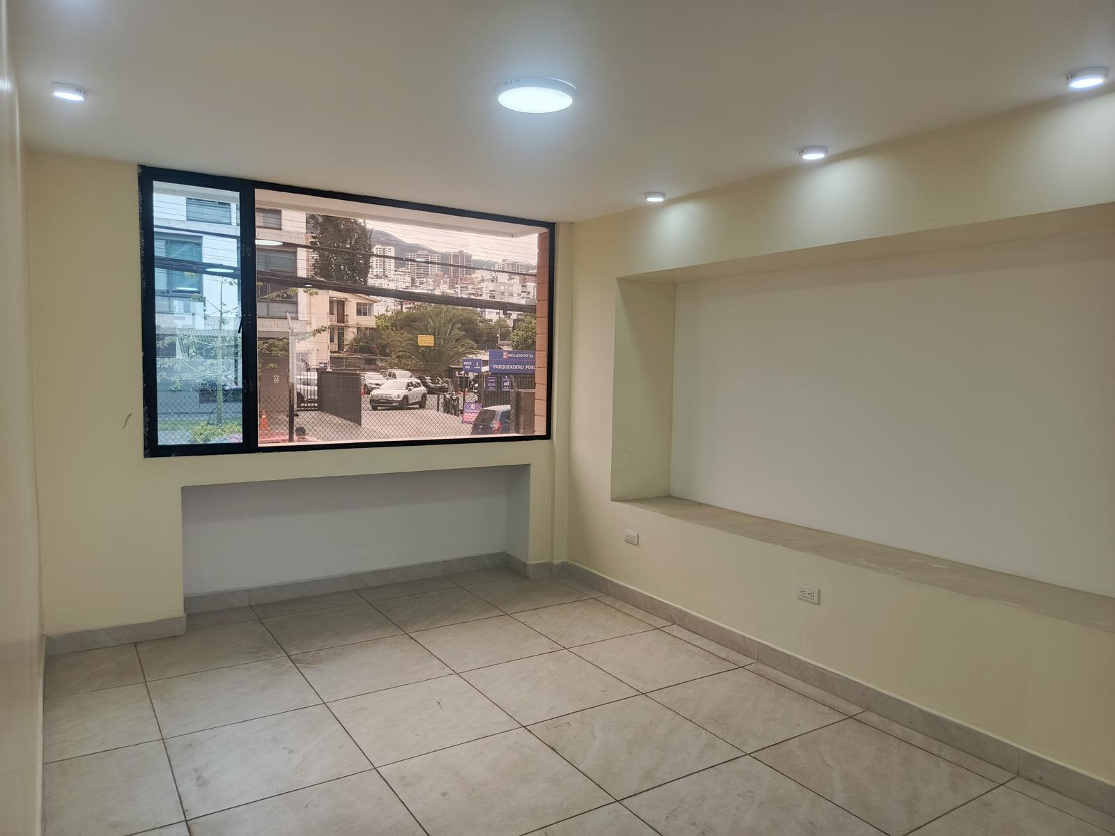 Edificio Comercial for rent in Ecuador | Pichincha | Quito, AI Edificio comercial en Renta, tres torres de 4 plantas c/u Sector Hospital Vozandes, 1403 m²