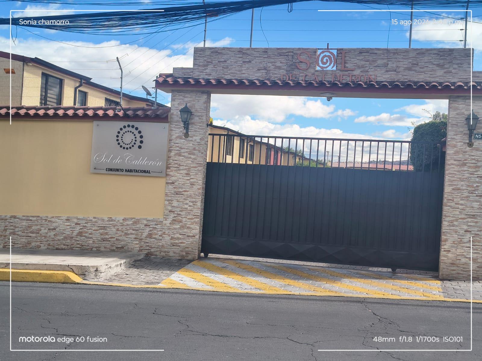 Casa for sale in Pichincha | Quito | Calderón, maria duchilema y geovanny calles al