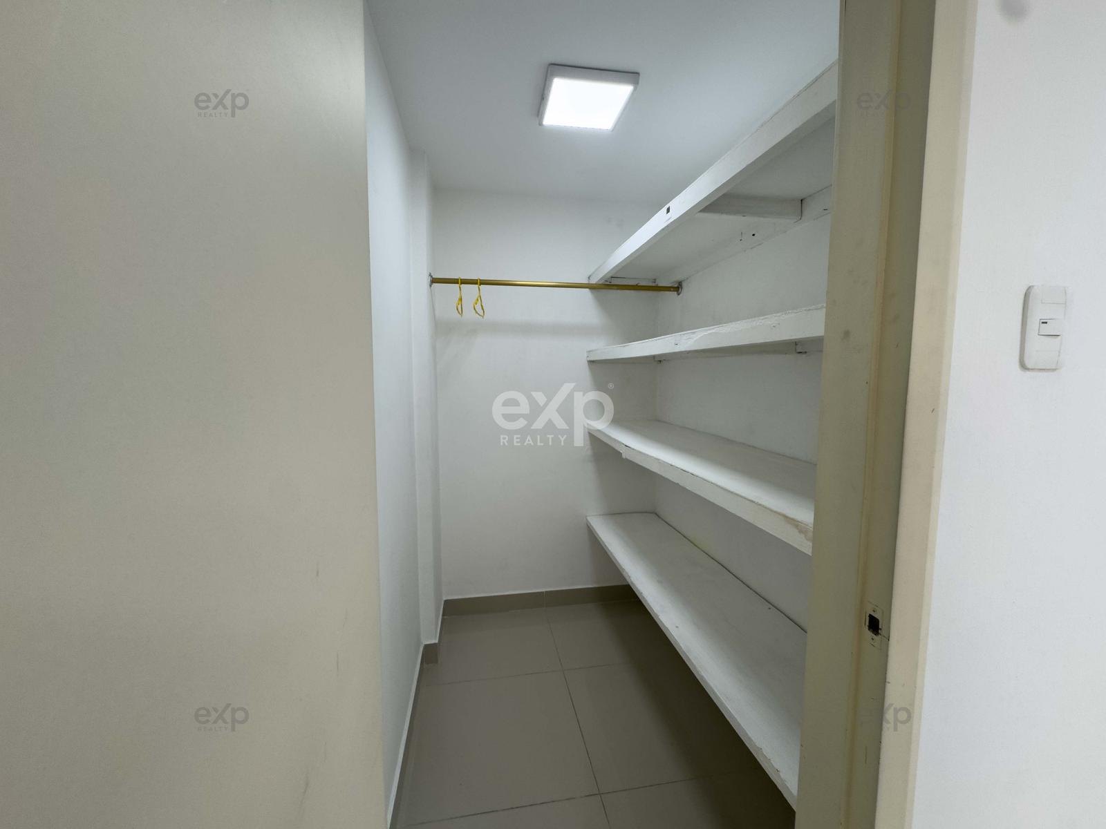 Office for rent in Pichincha | Quito | La Mariscal, Av. Amazonas y Veintimilla, 50 m²