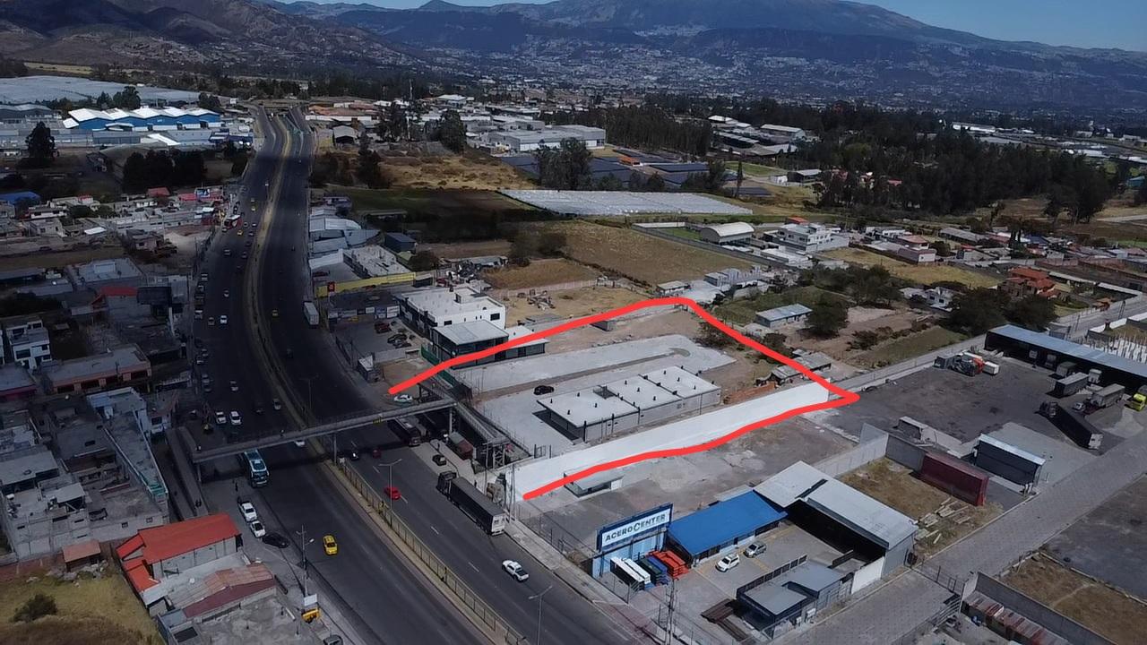 Local for rent in Pichincha | Quito | Pifo, Locales comerciales en RENTA en Plaza Comercial en Pifo