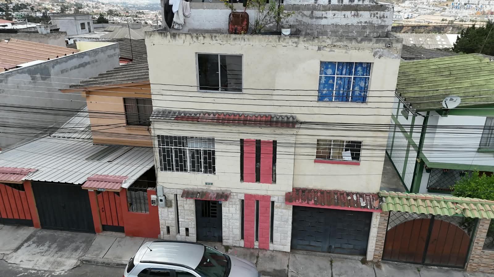 Casa en venta en Pichincha | Quito | Pusuqui, Matías Bigo S9-69 y José María Buga, 268 m²