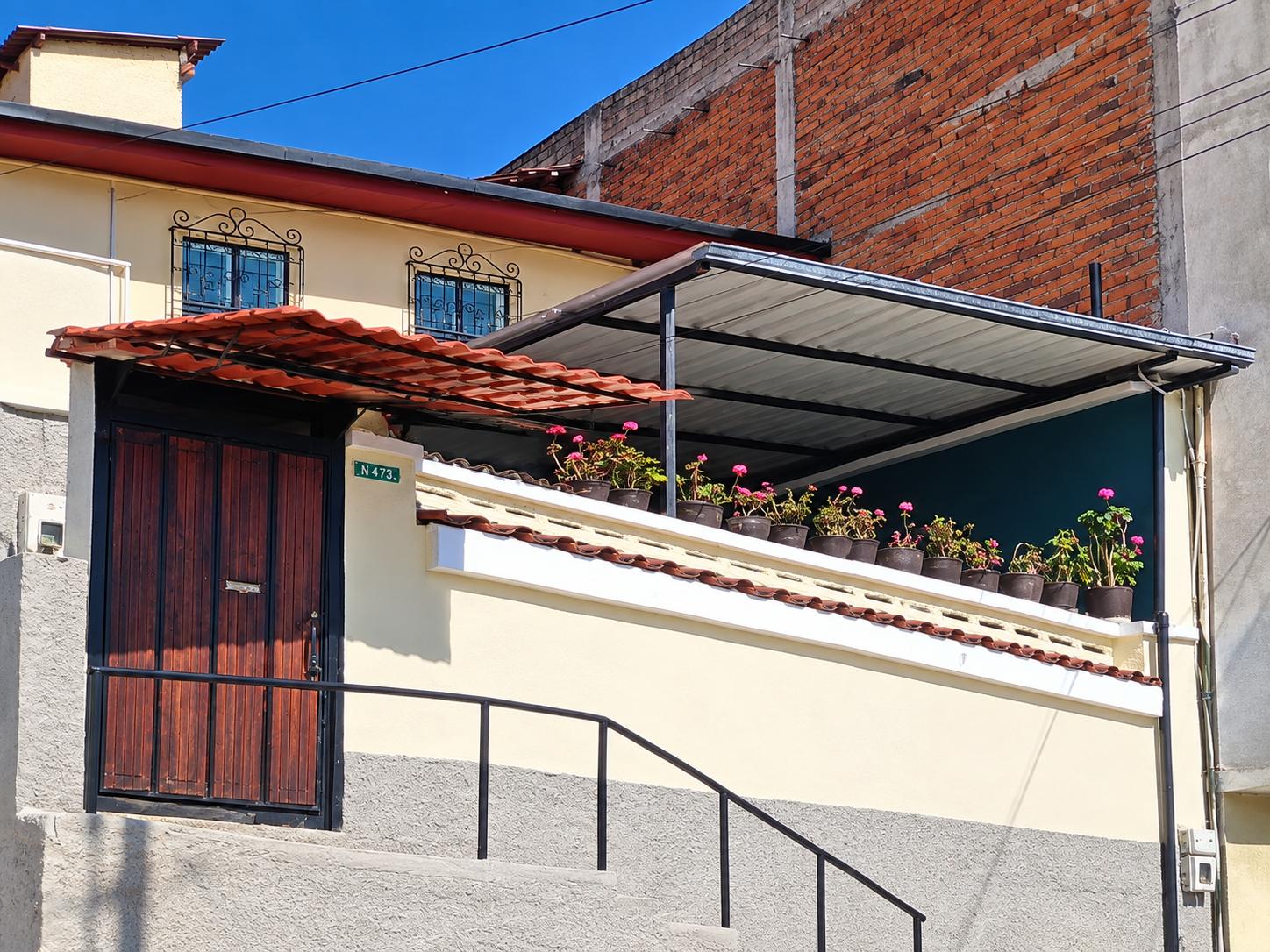 Casa for sale in Pichincha | Quito | Sur de Quito, PROPIEDAD EN VENTA - LOS DOS PUENTES, 248 m²