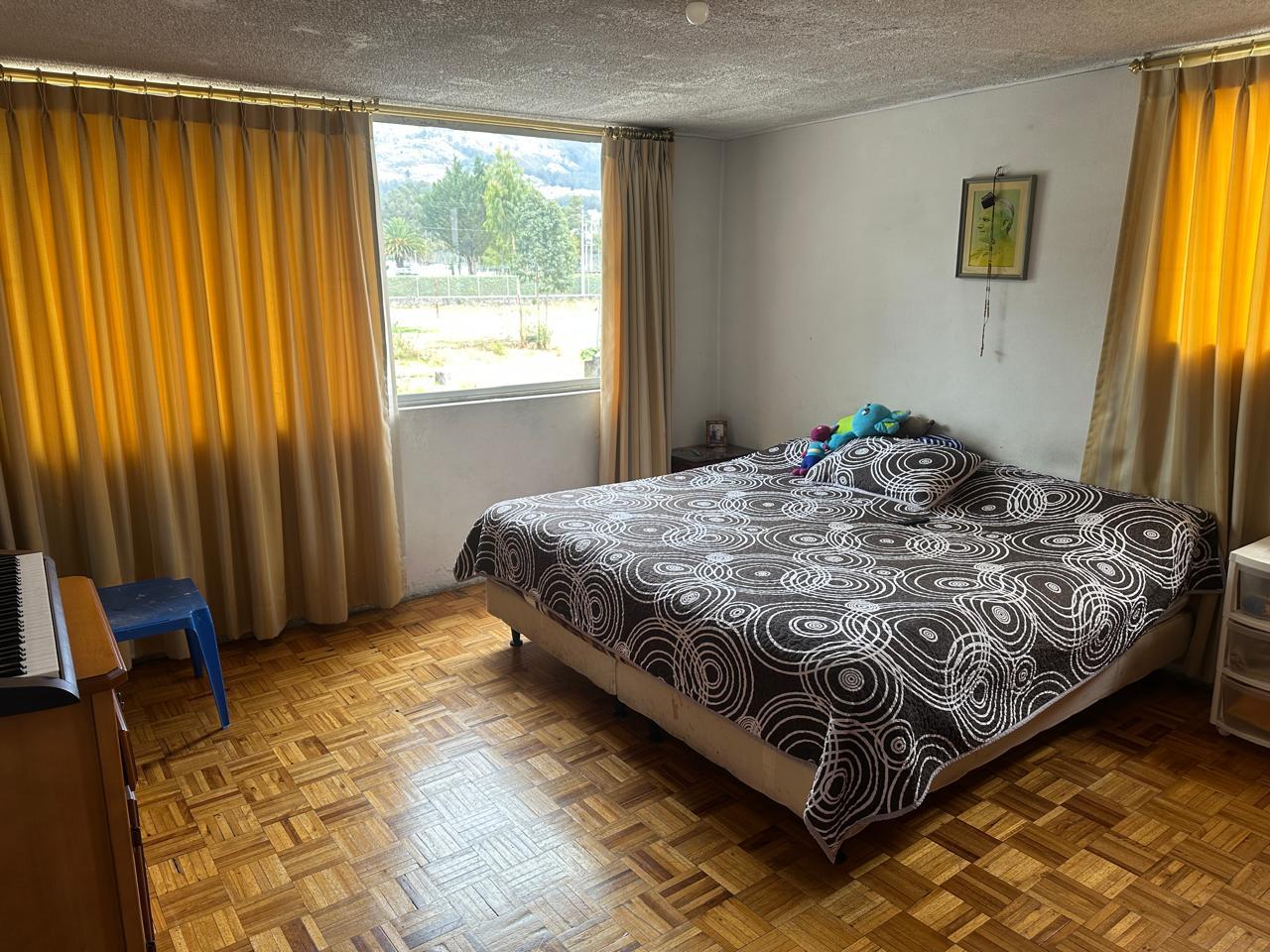 Casa for sale in Pichincha | Quito | Conocoto, Casa Independiente sector Conocoto, 240 m²