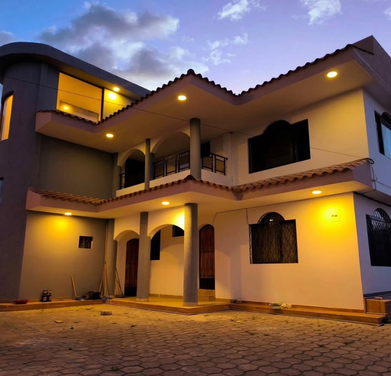 Casa en venta en Imbabura | Antonio Ante | Chaltura, Chaltura Calle Juan Elias Teran, 476 m²