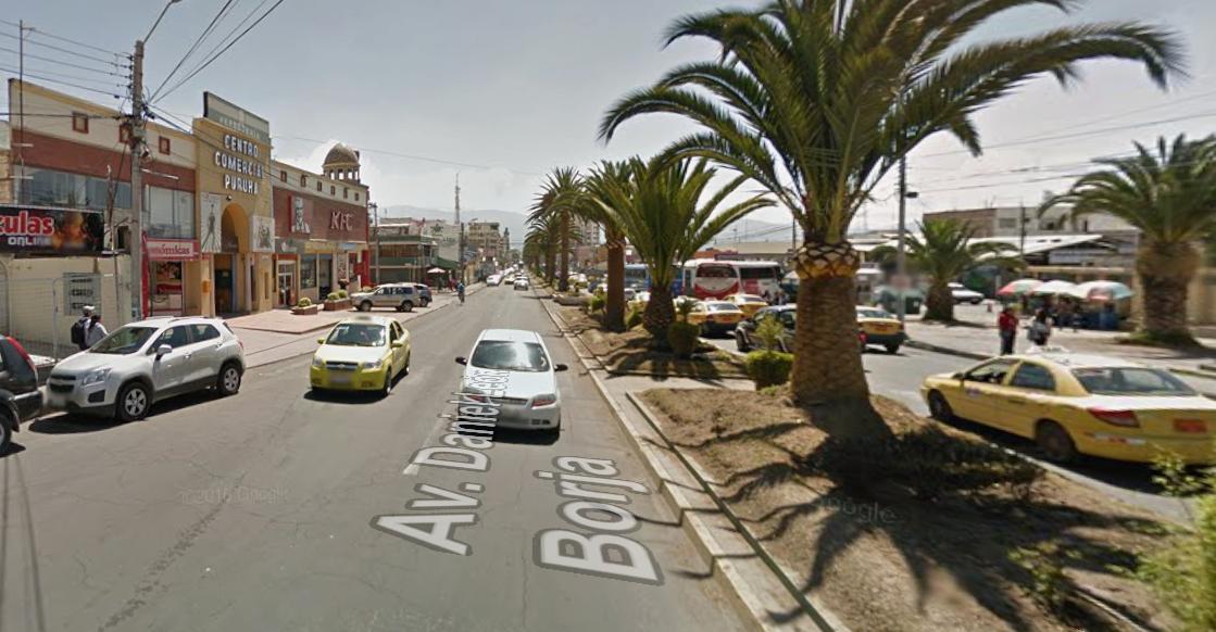 Local for rent in Chimborazo | Riobamba | Centro de Riobamba, Local Comercial en Arriendo - Plaza Puruhá - Riobamba Av. Daniel León Borja - 60 parqueaderos, 154 m²