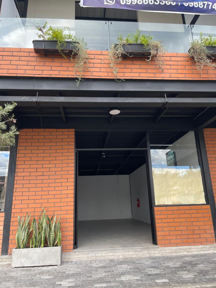Local en alquiler en Pichincha | Quito | La Armenia, Vista Garden Plaza, Sebastián de Benalcázar y Enrique Gil, 50 m²