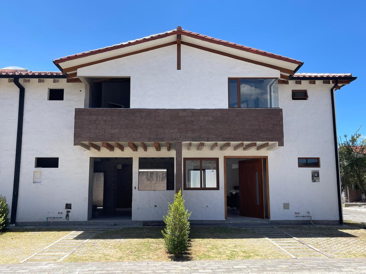 Casa for sale in Pichincha | Quito | La Armenia, Casas Conjunto Hierba Buena - La Armenia Valle de los chillos, 118 m²