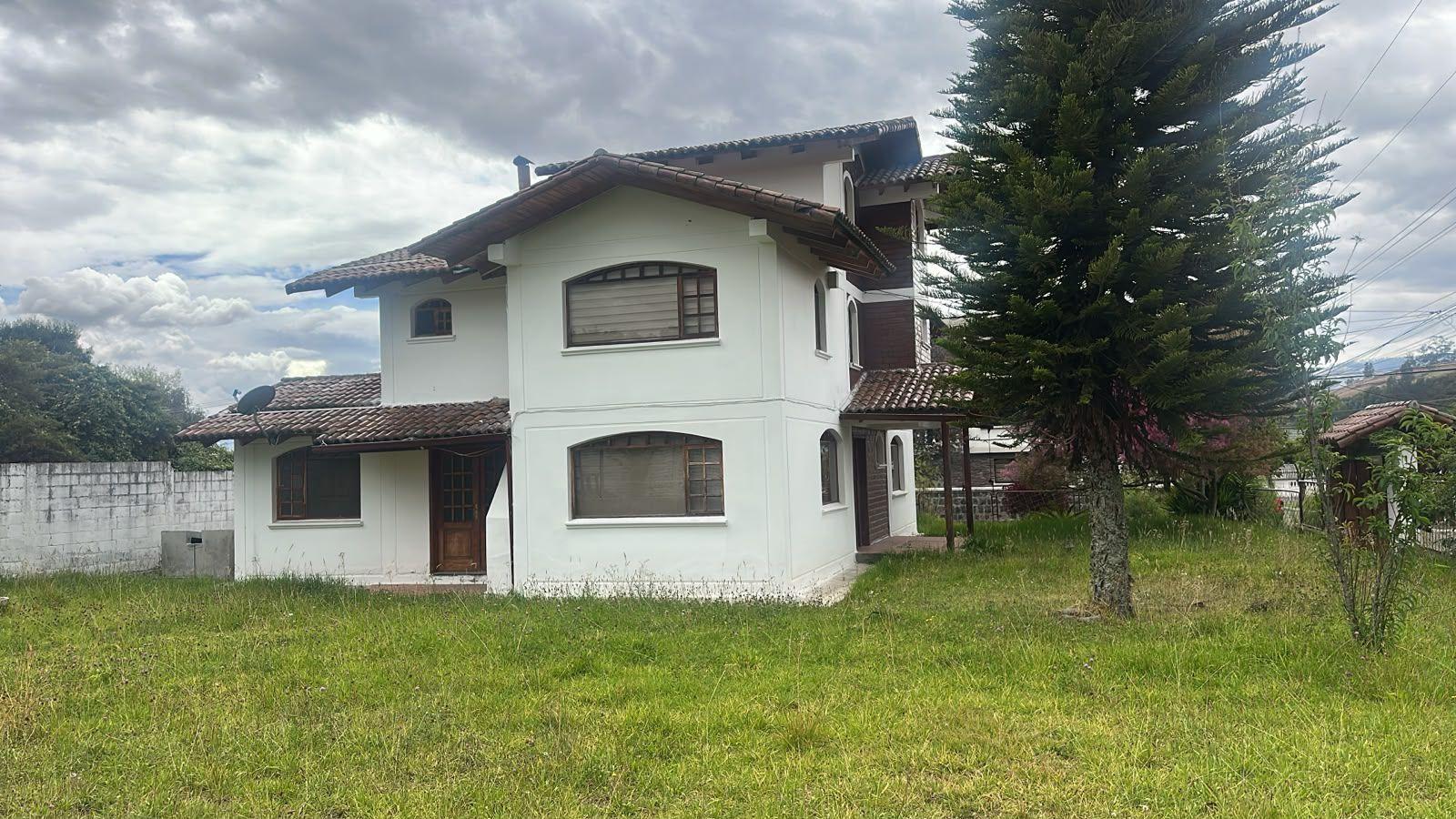 Casa for sale in Pichincha | Quito | Los Chillos, Casa en Venta Los Chillos, 766m2 de Terreno 168 m2 construccion, 168 m²