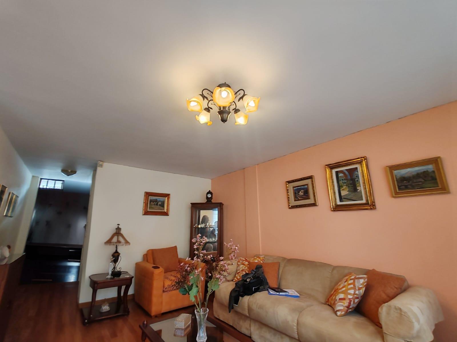 Casa en venta en Pichincha | Quito | California, CASA EN VENTA 146 M² - CALIFORNIA ALTA, 146 m²