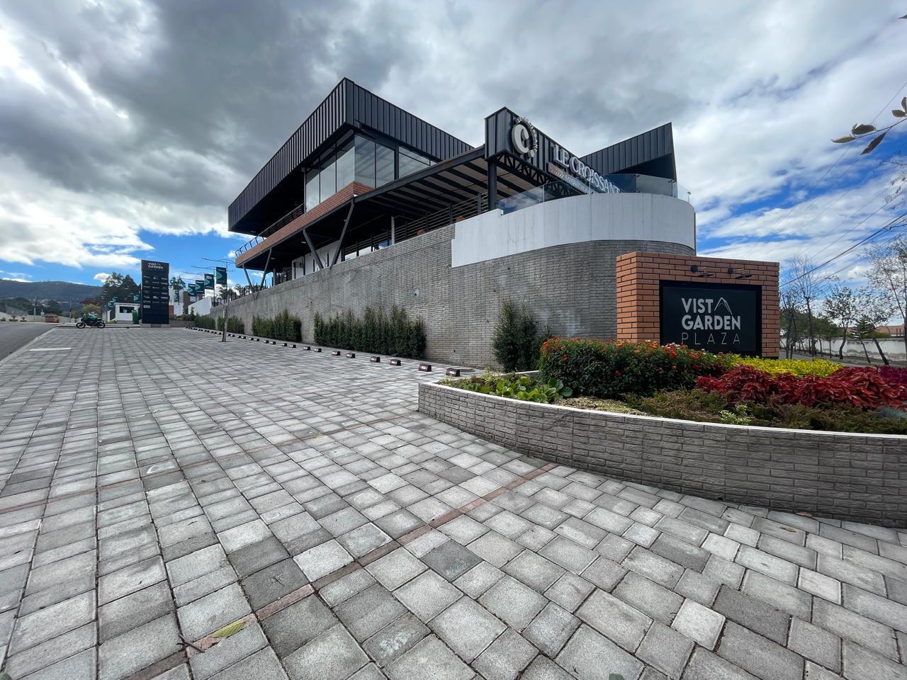 Local en alquiler en Pichincha | Quito | La Armenia, Sebastián de Benalcázar y Enrique Gil, 70 m²