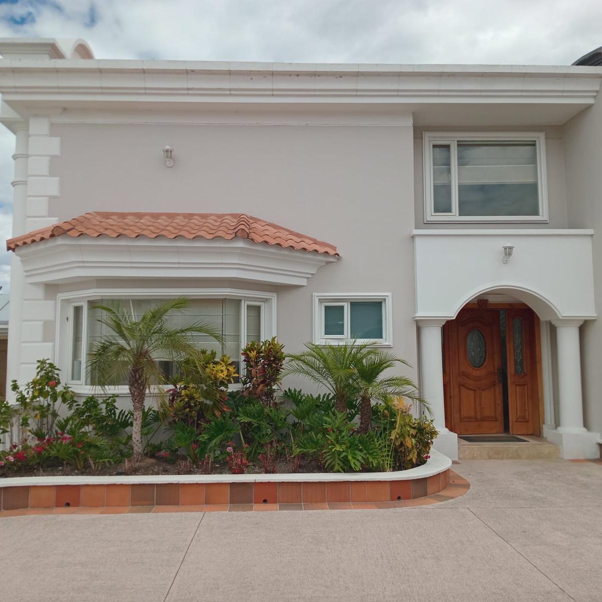 Casa en San Juan de Cumbayá