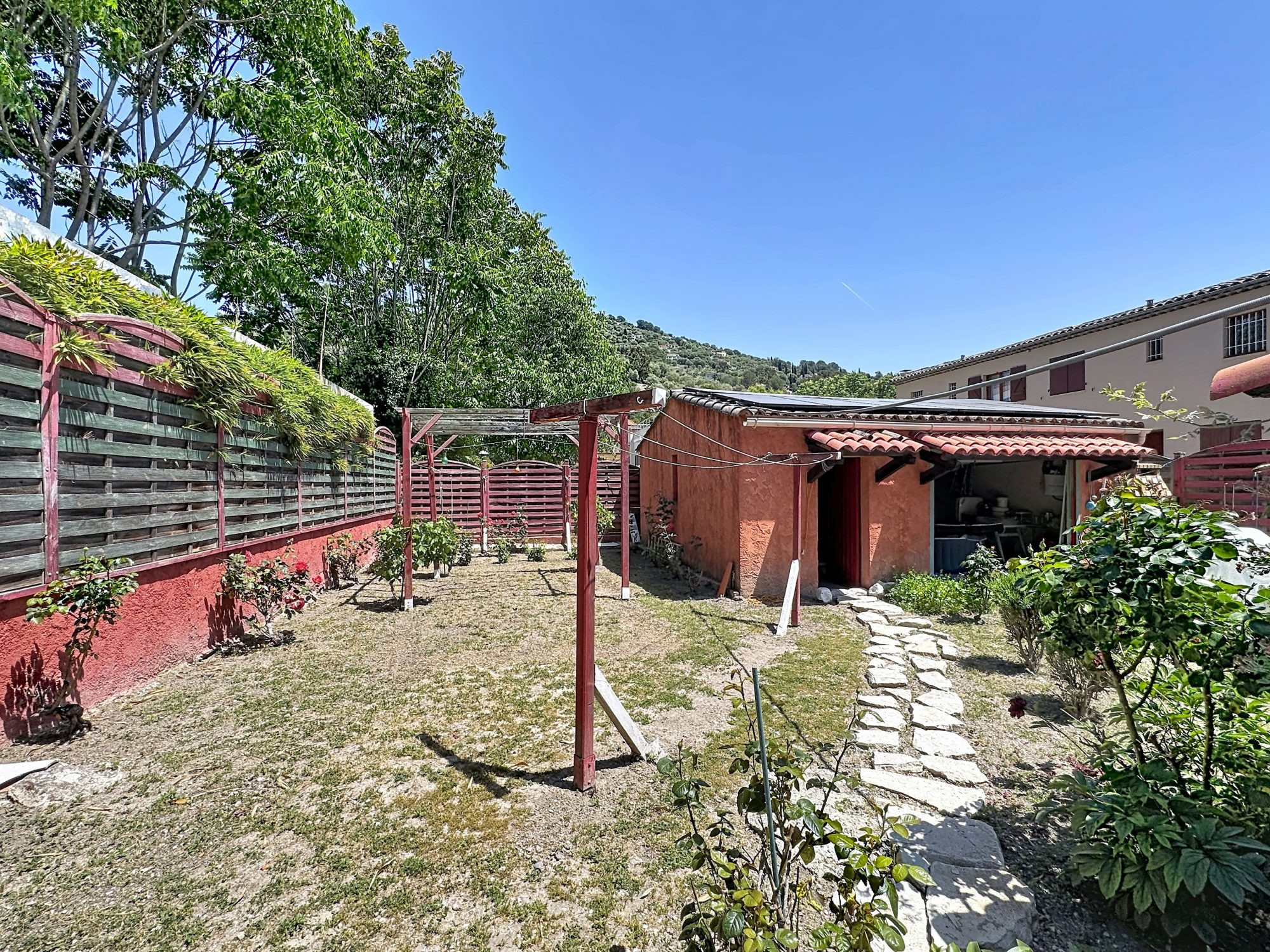 Exceptional Occupied Lifetime Estate Opportunity in Drap (06) – Air-Conditioned Ground Floor Garden Apartment 94 m² – RARE Energy Performance (EPC B) 3