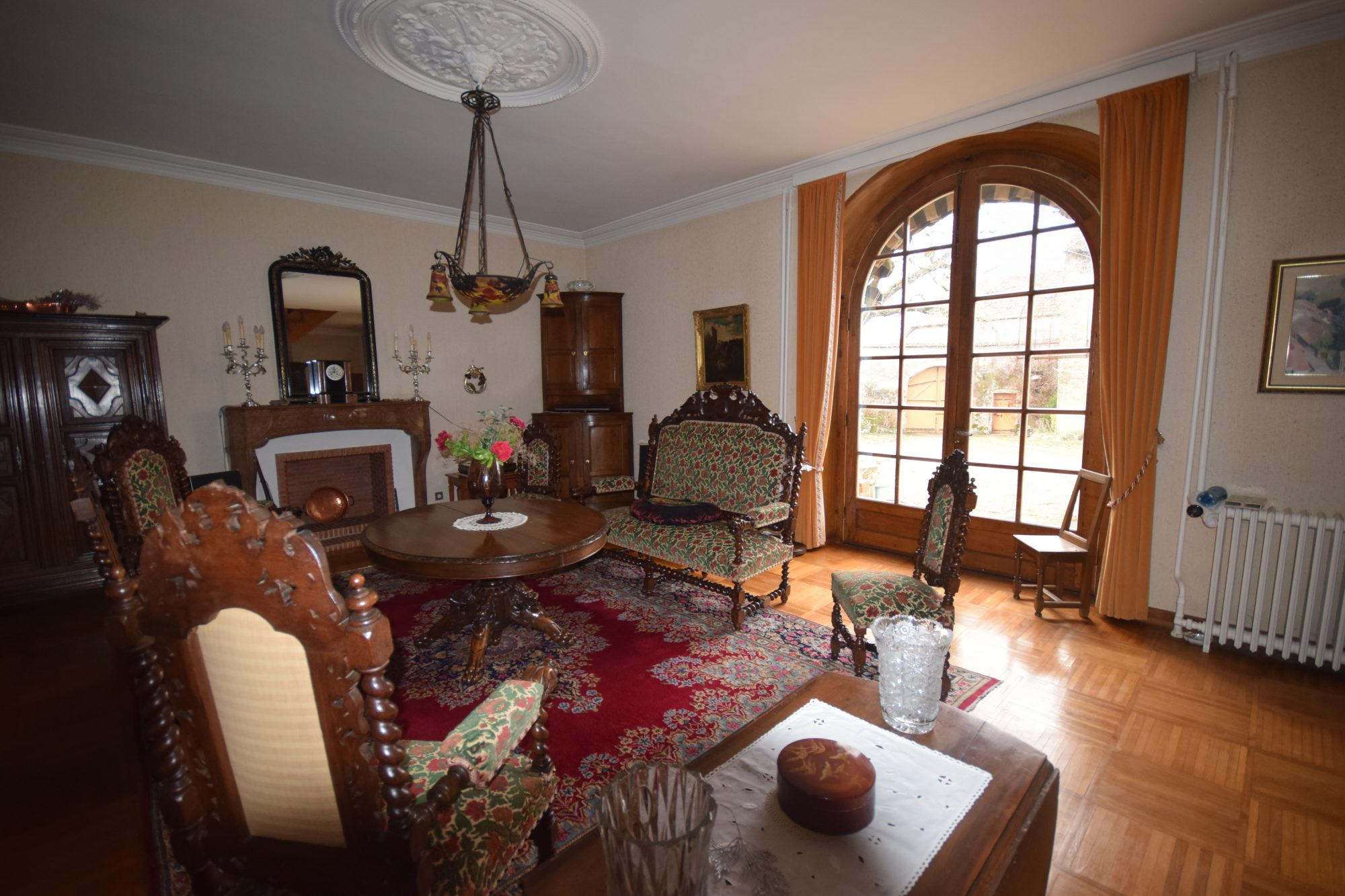 Rare Investment Opportunity in Northern Jura: 4