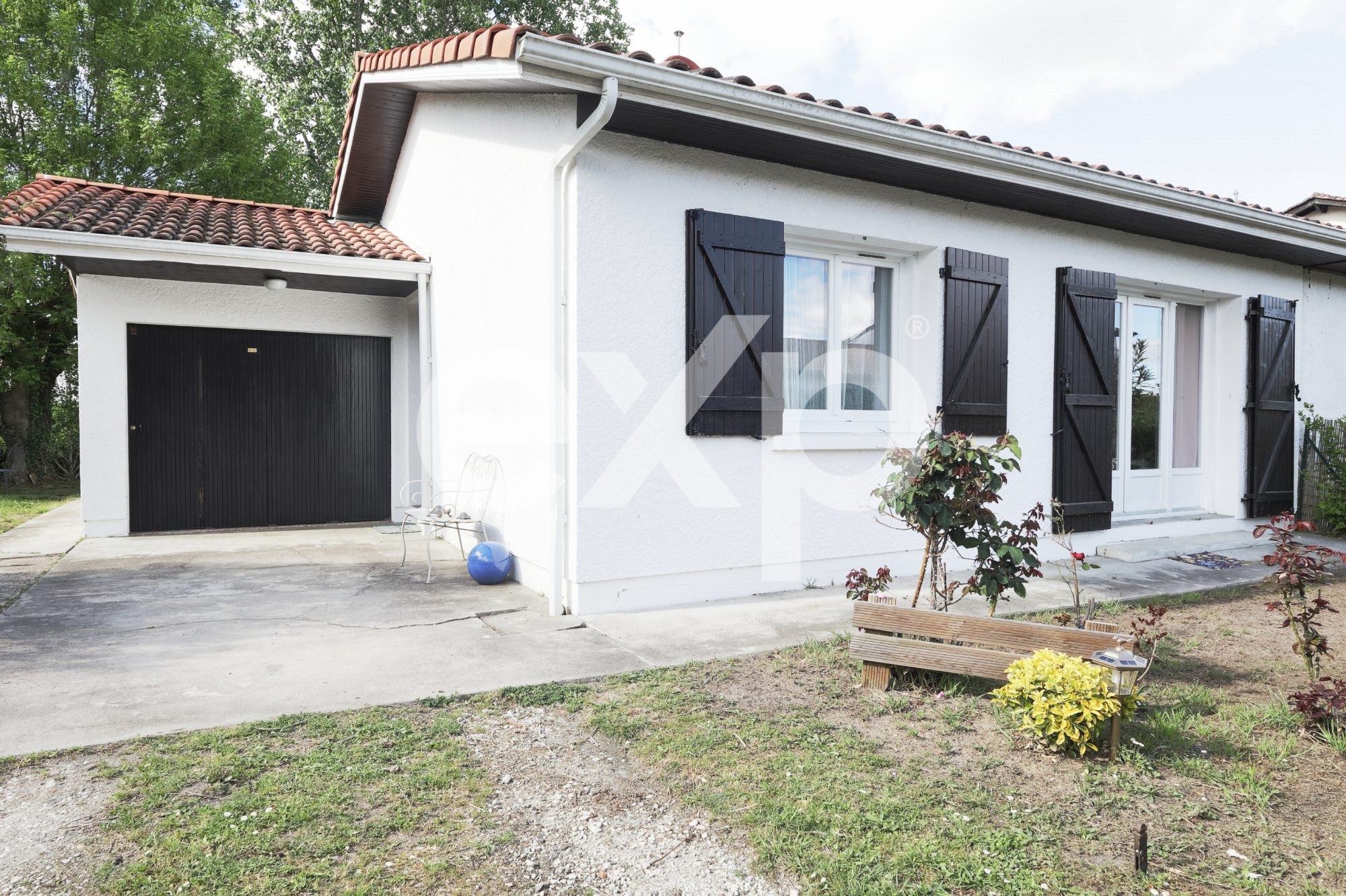 Maison à vendre à Saint-Pierre-du-Mont, 56 m²