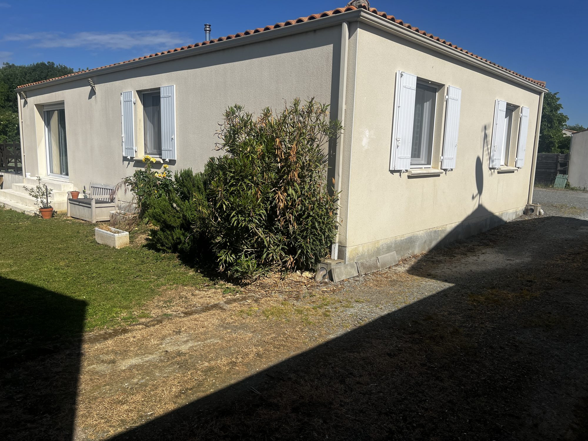 Maison à vendre à Longèves, 100 m²