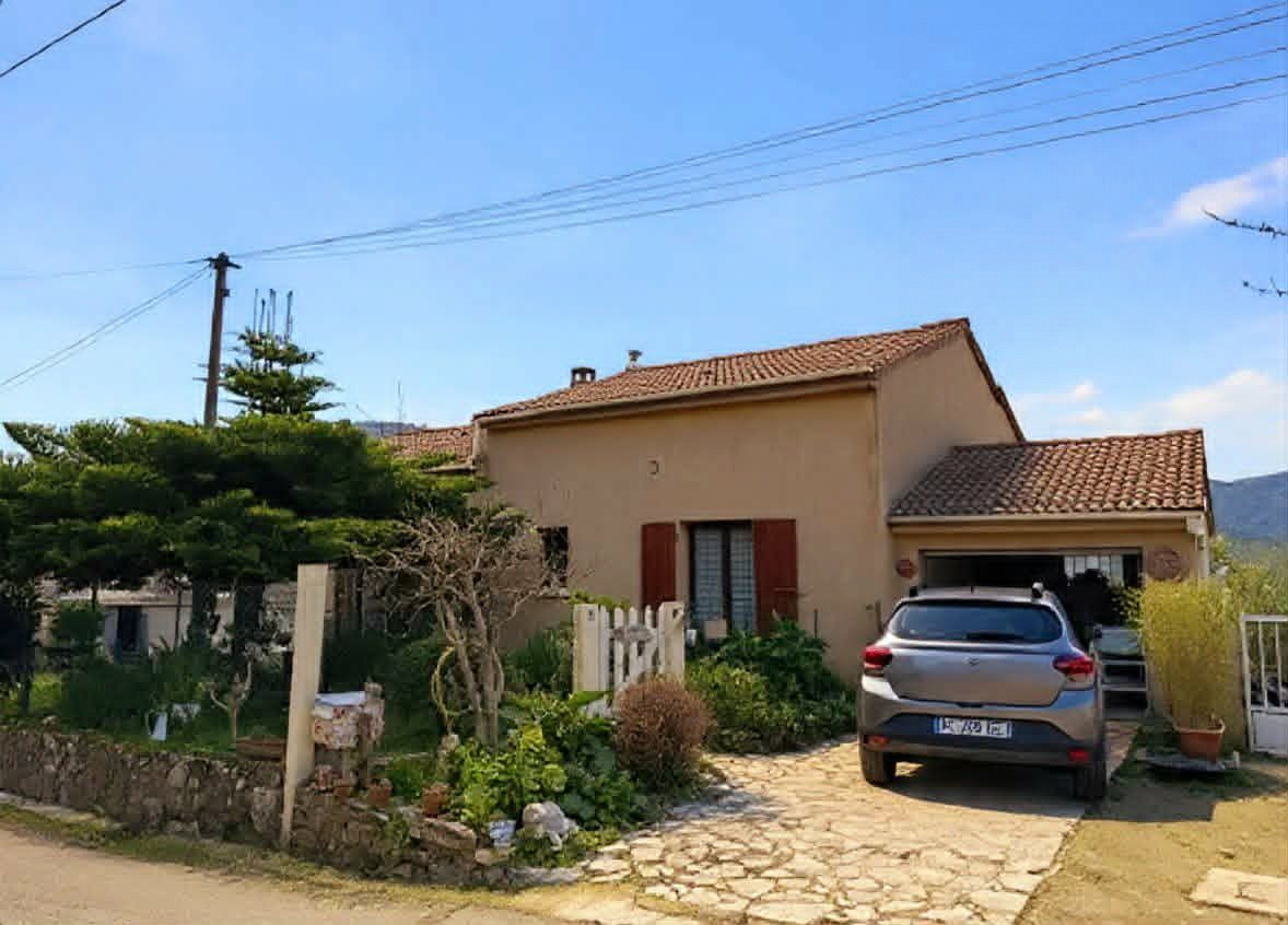 Maison dans Tavaco