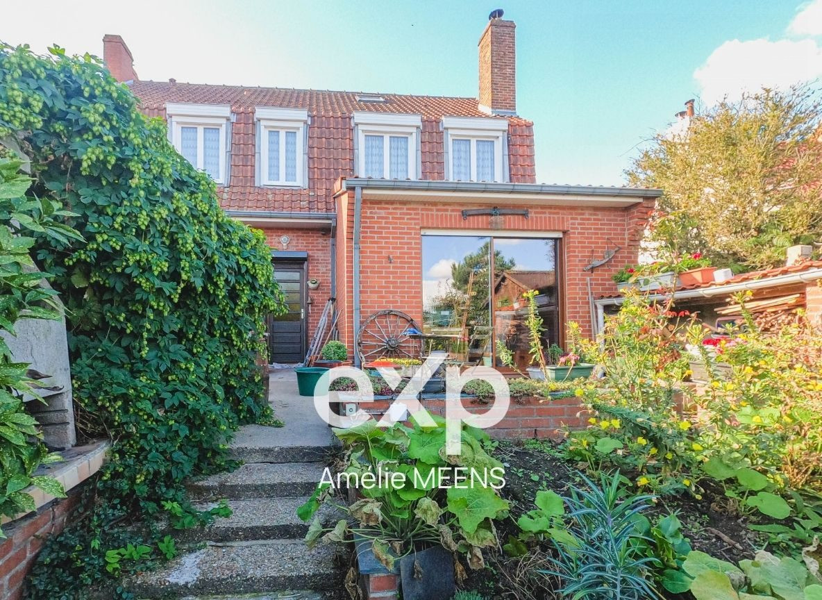 Maison à vendre à Esquelbecq, 126 m²