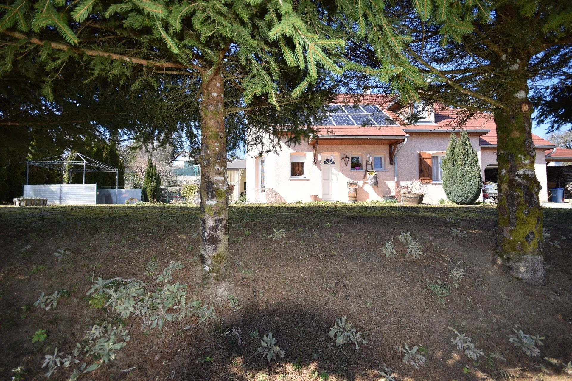 Investment Opportunity in the Jura, near Lons-le-Saunier