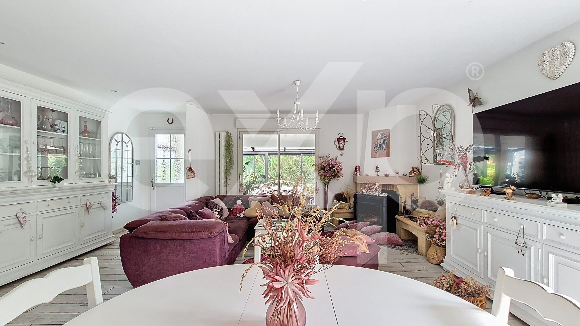 EYSINES – 5-Room House 91 m² in OCCUPIED LIFE ESTATE – 58.5% Discount – Garage, Sunroom, 465 m² Land – Near Tram D 5