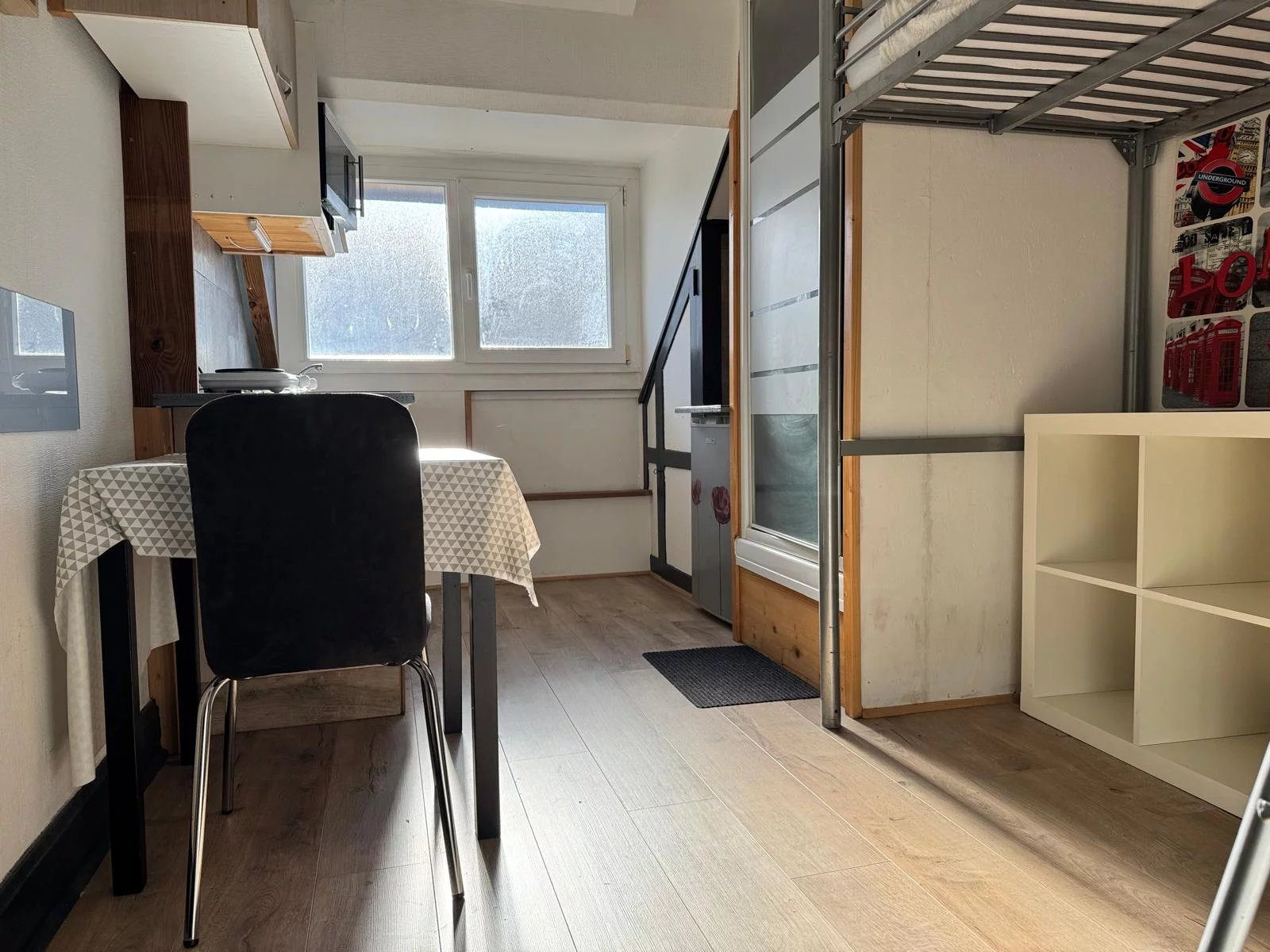 CHAMBRE MEUBLEE avec stationnement - Quartier Clémenceau / Butte
