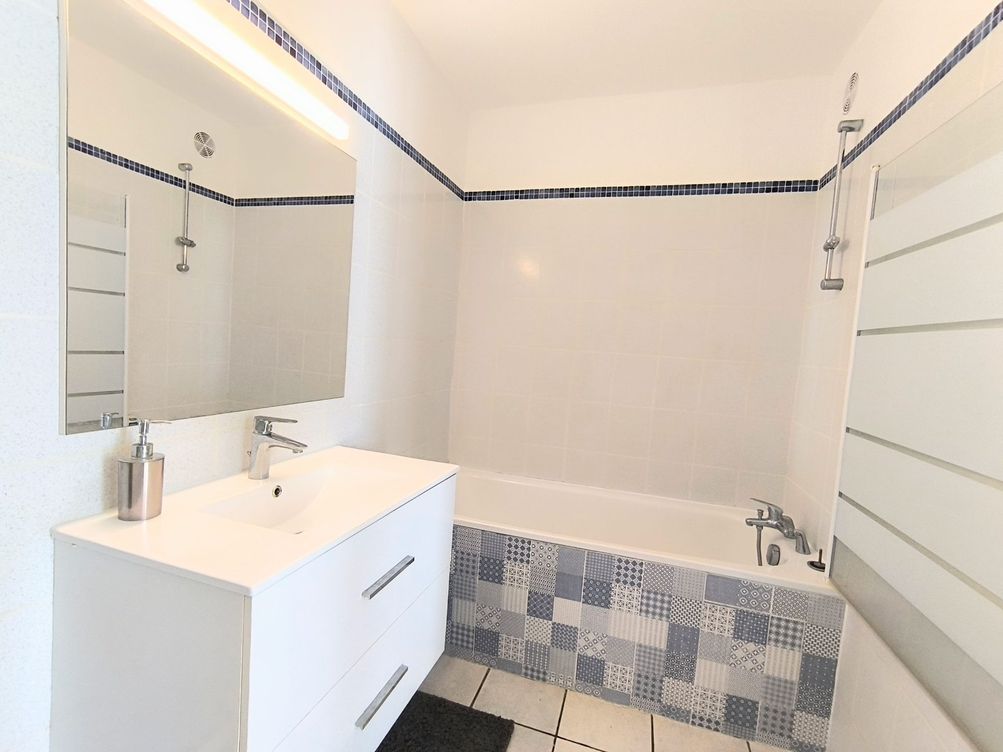 Appartement à louer à Saint-Paul, 68 m²