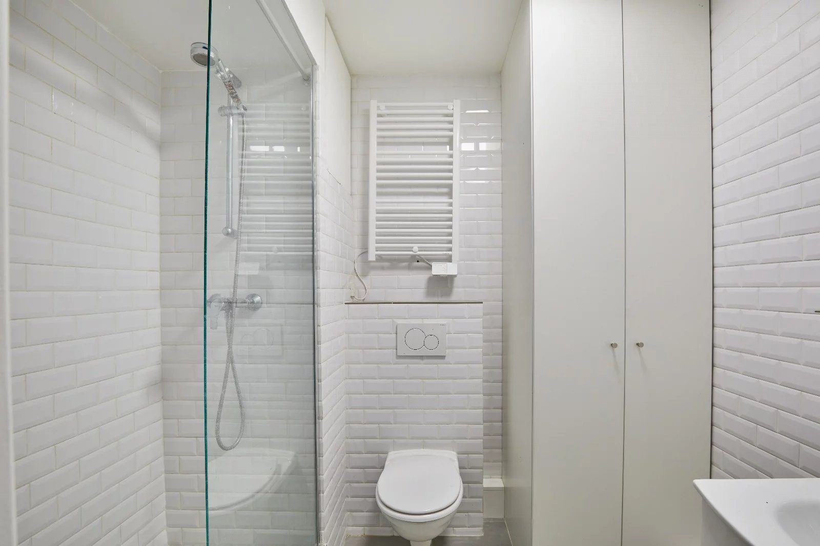 Large bright studio – Balcony – Canal Saint-Martin 5