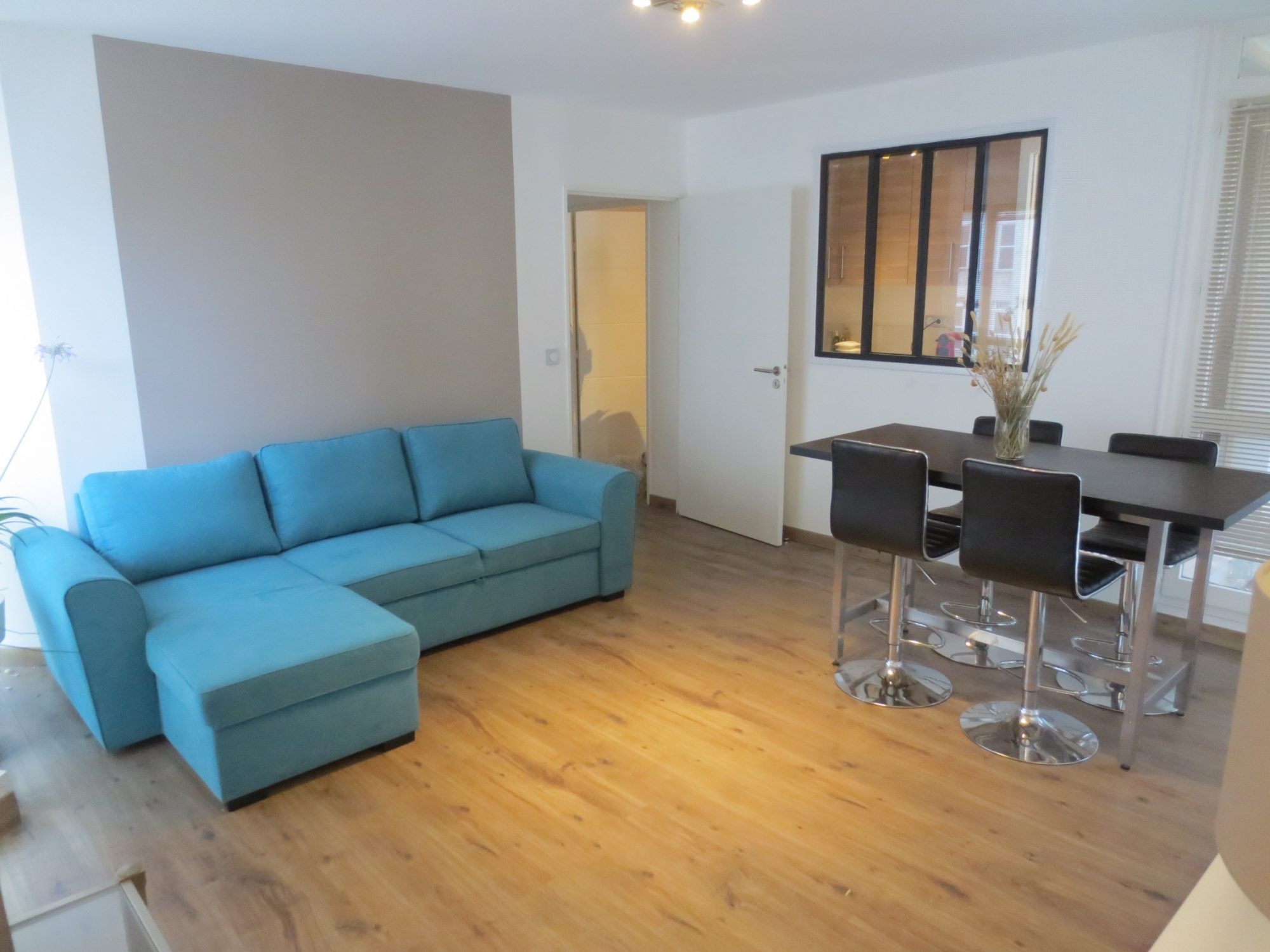 appartement T3 meublé avec terrasse et parking