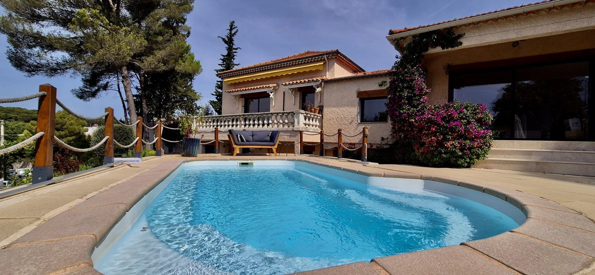 Magnifique villa meublée à louer à Mougins