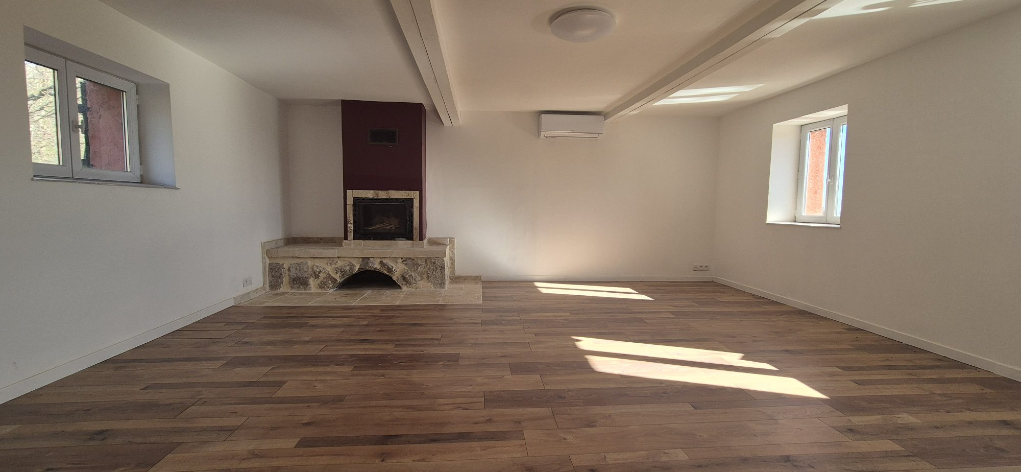Maison à louer à Grasse, 99 m²