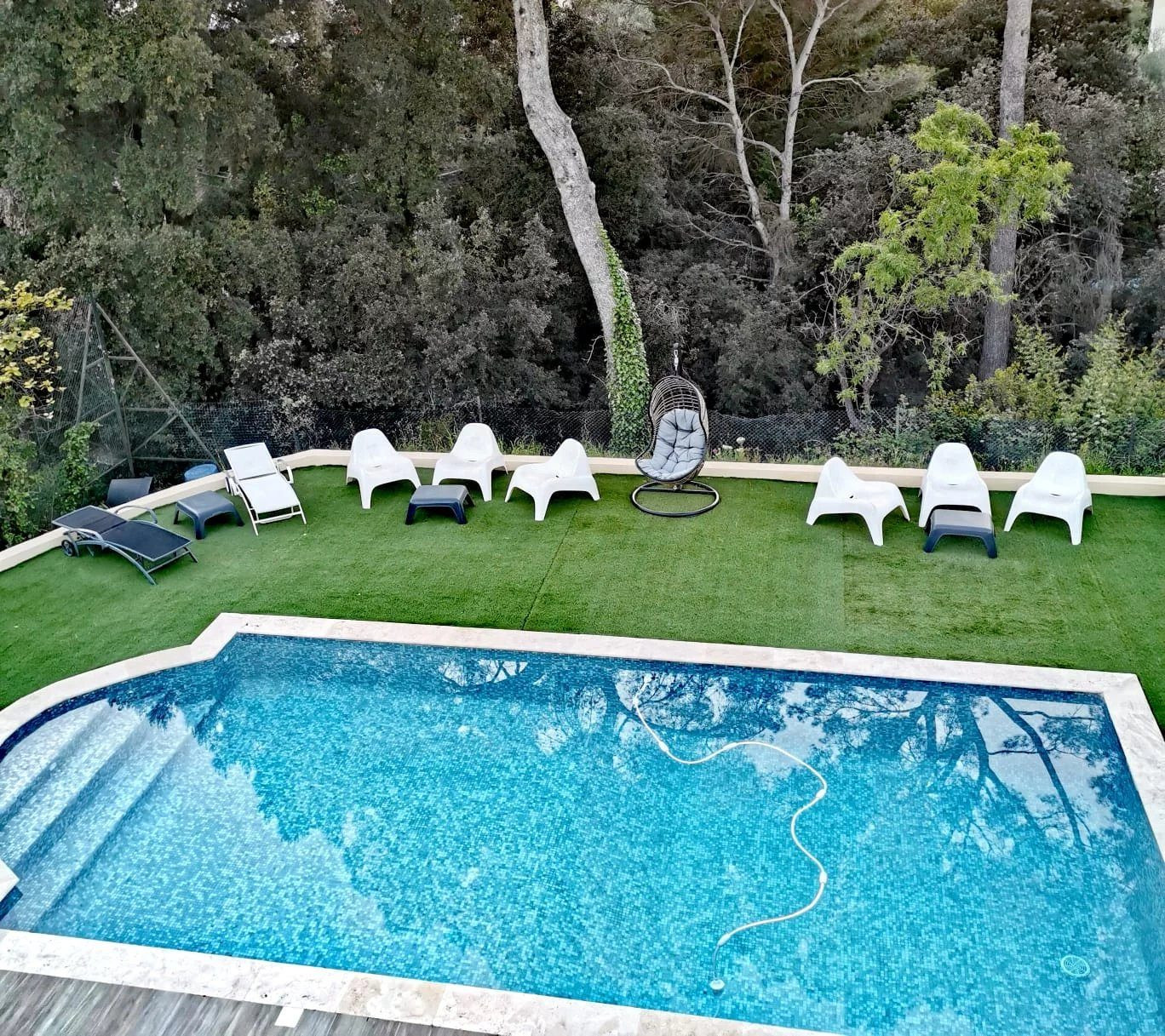 Maison à louer à Vallauris, 190 m²