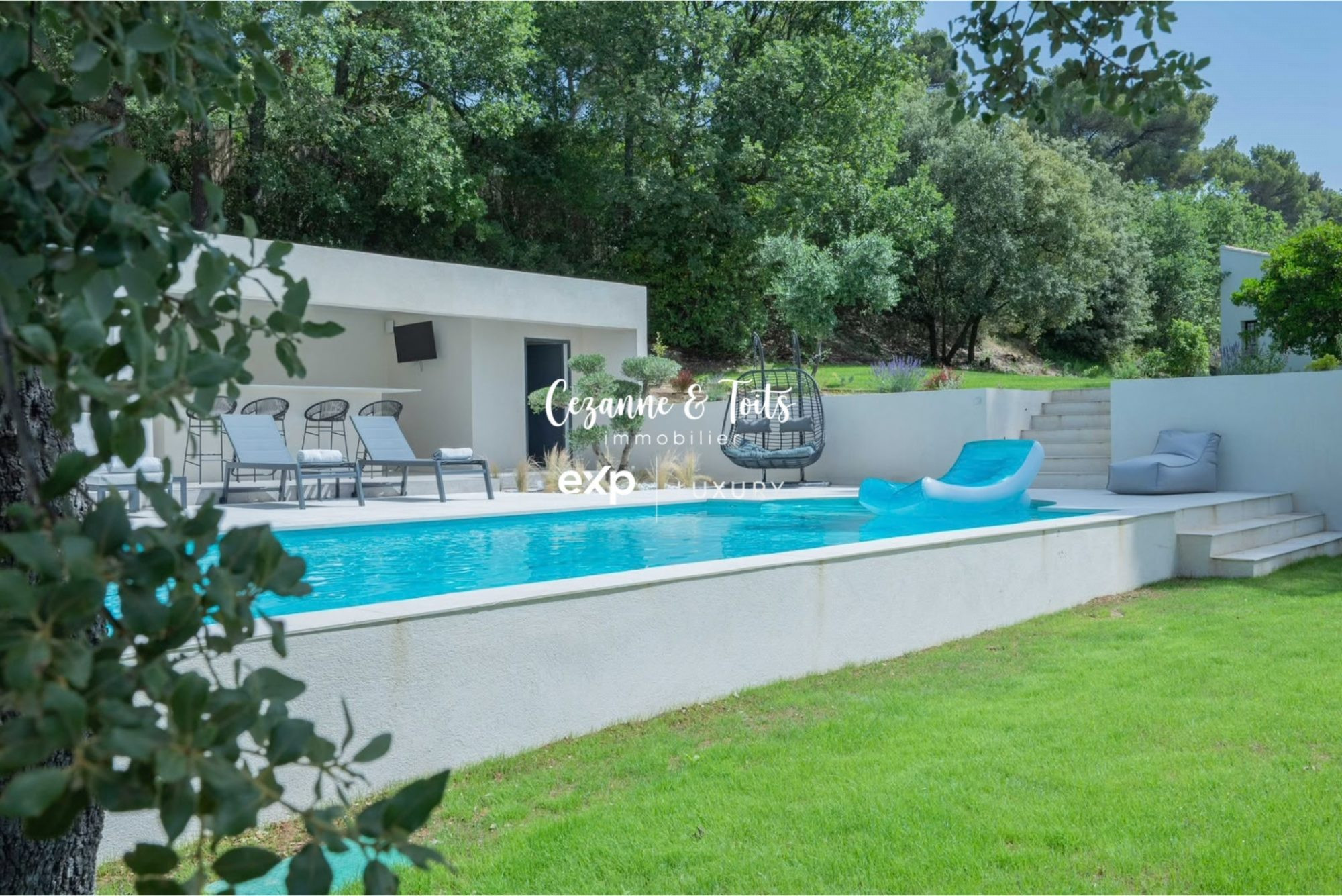Maison à louer à Aix-en-Provence, 178 m²