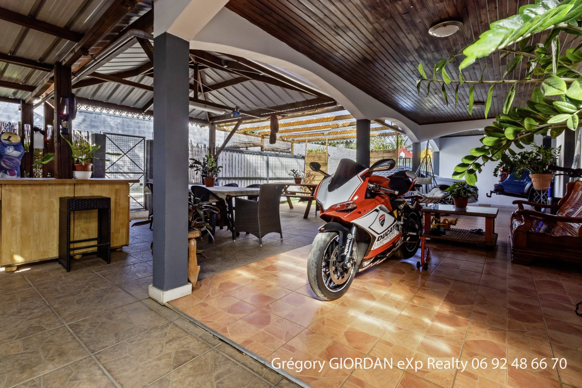 Ancienne à louer à Saint-Pierre, 96 m²