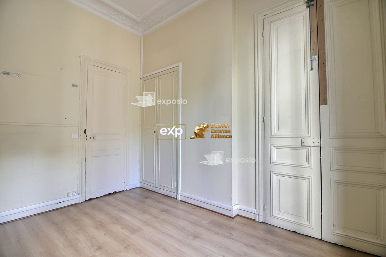 Immobilier pro à louer à Paris
