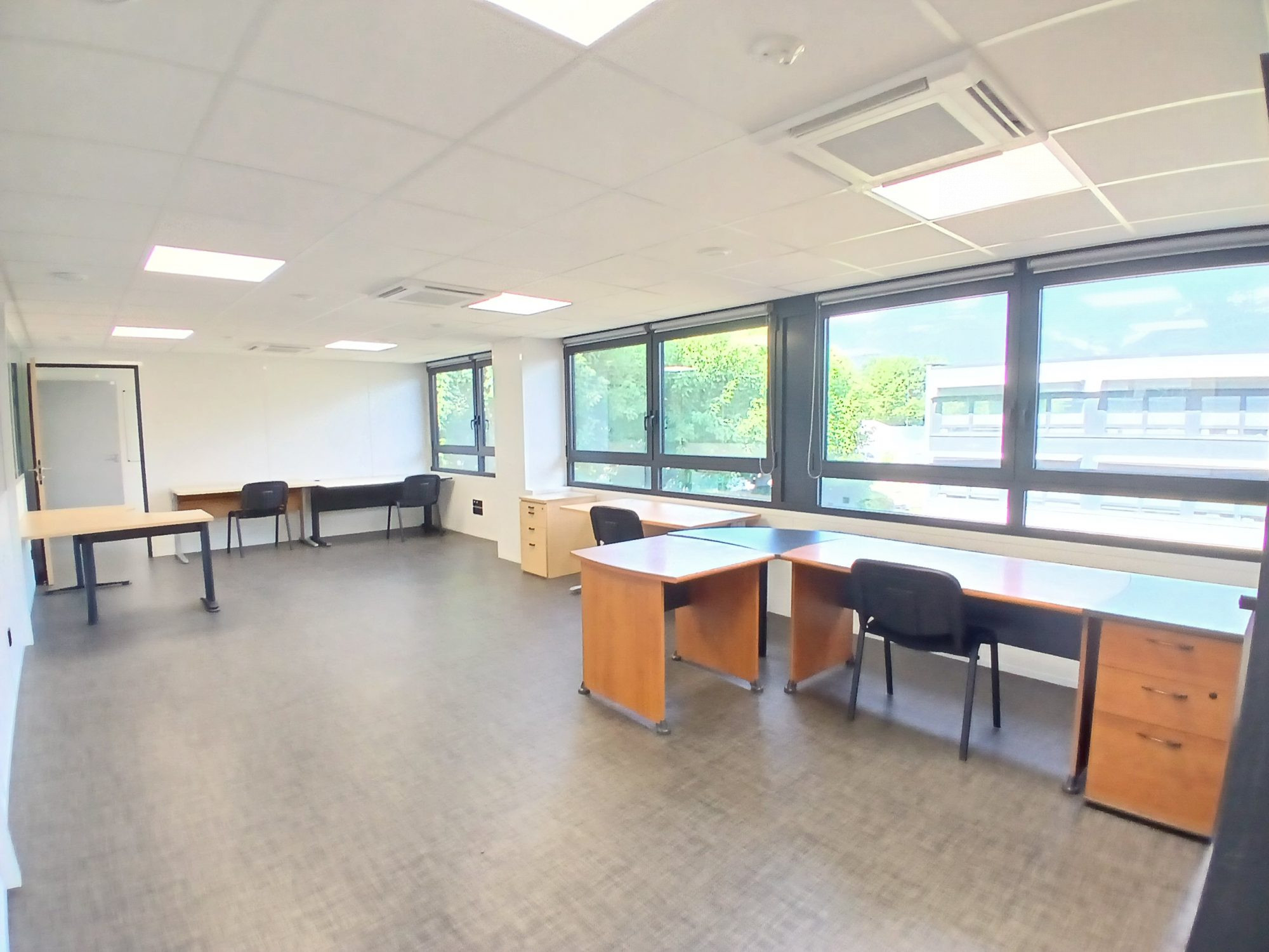 bureau 25 m2