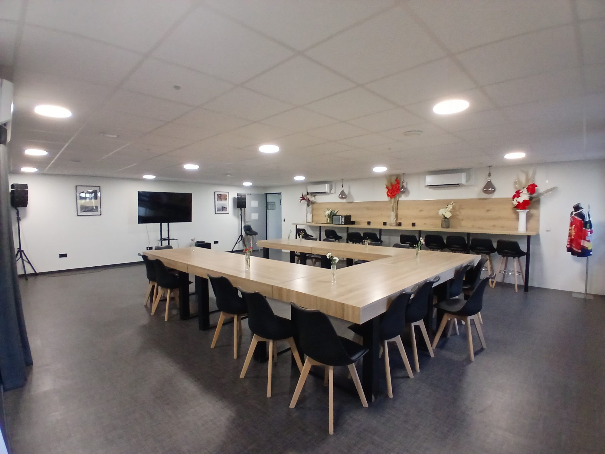 bureau 25 m2