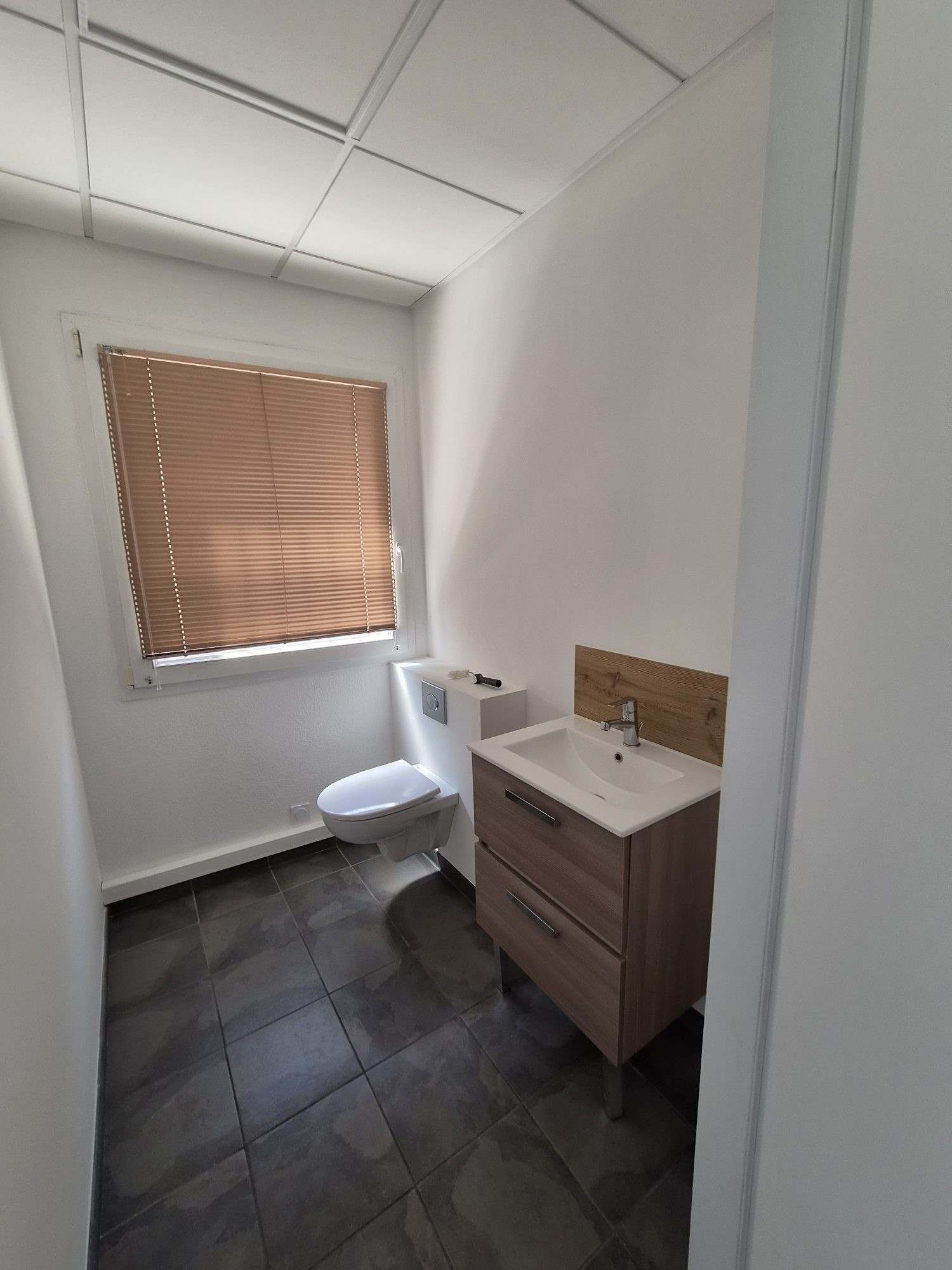 Bureaux Neufs et Modernes Espace Sud RDC