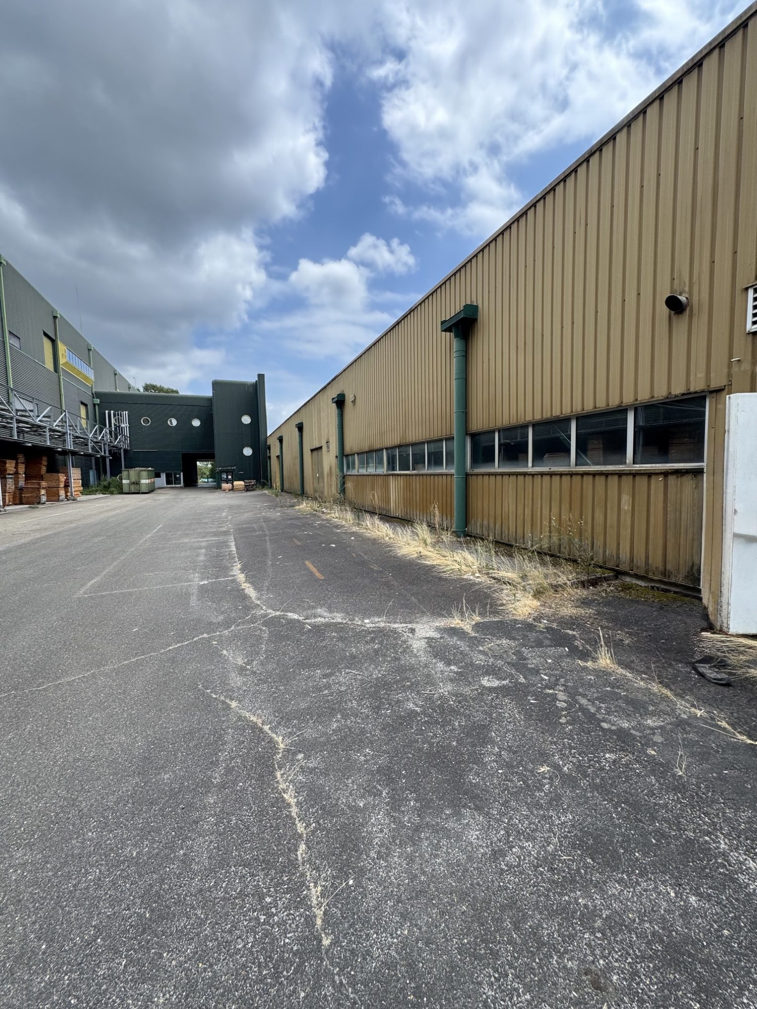 Immobilier pro à louer à Pontonx-sur-l'Adour