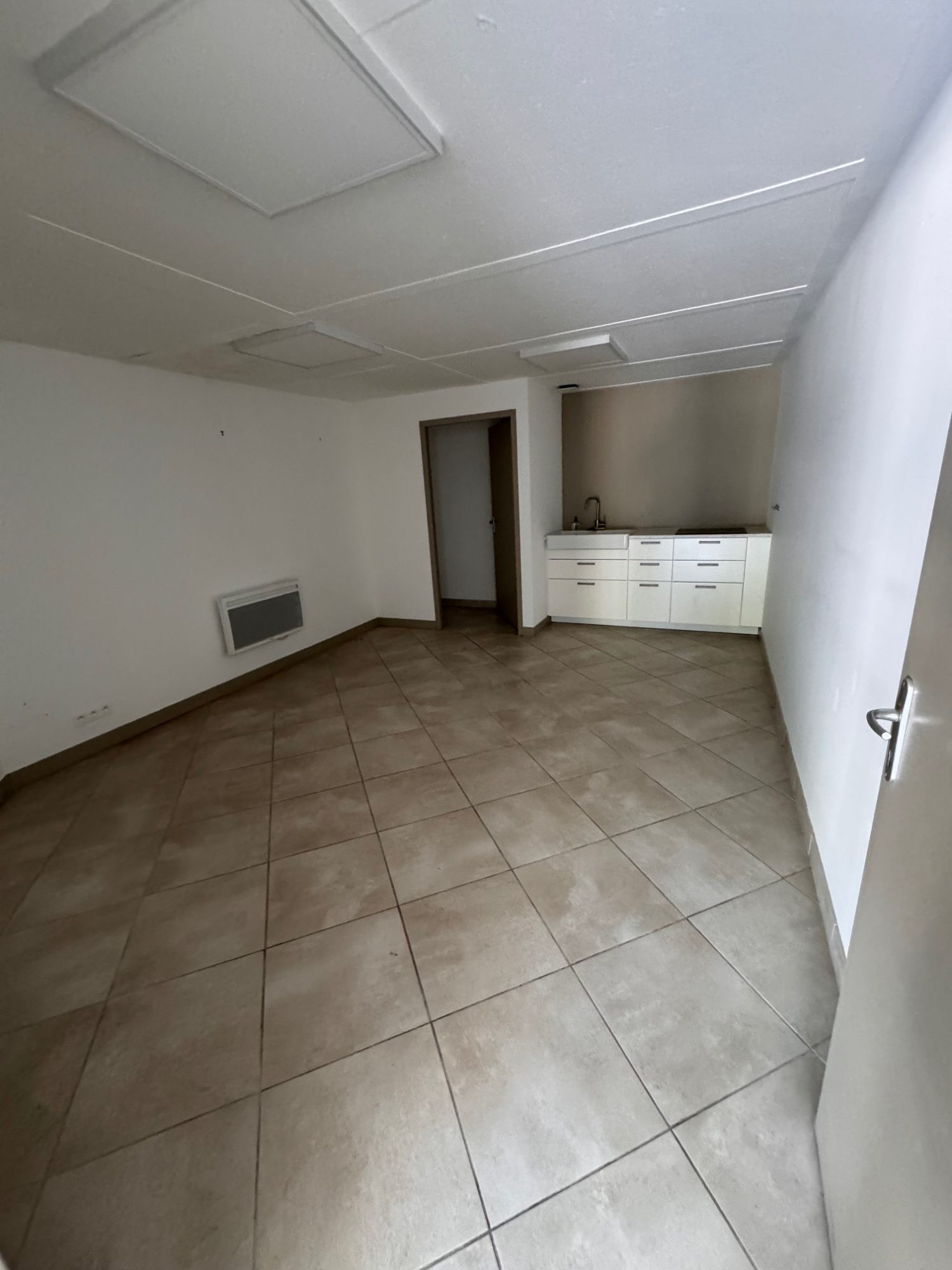 Immobilier pro à louer à Dax