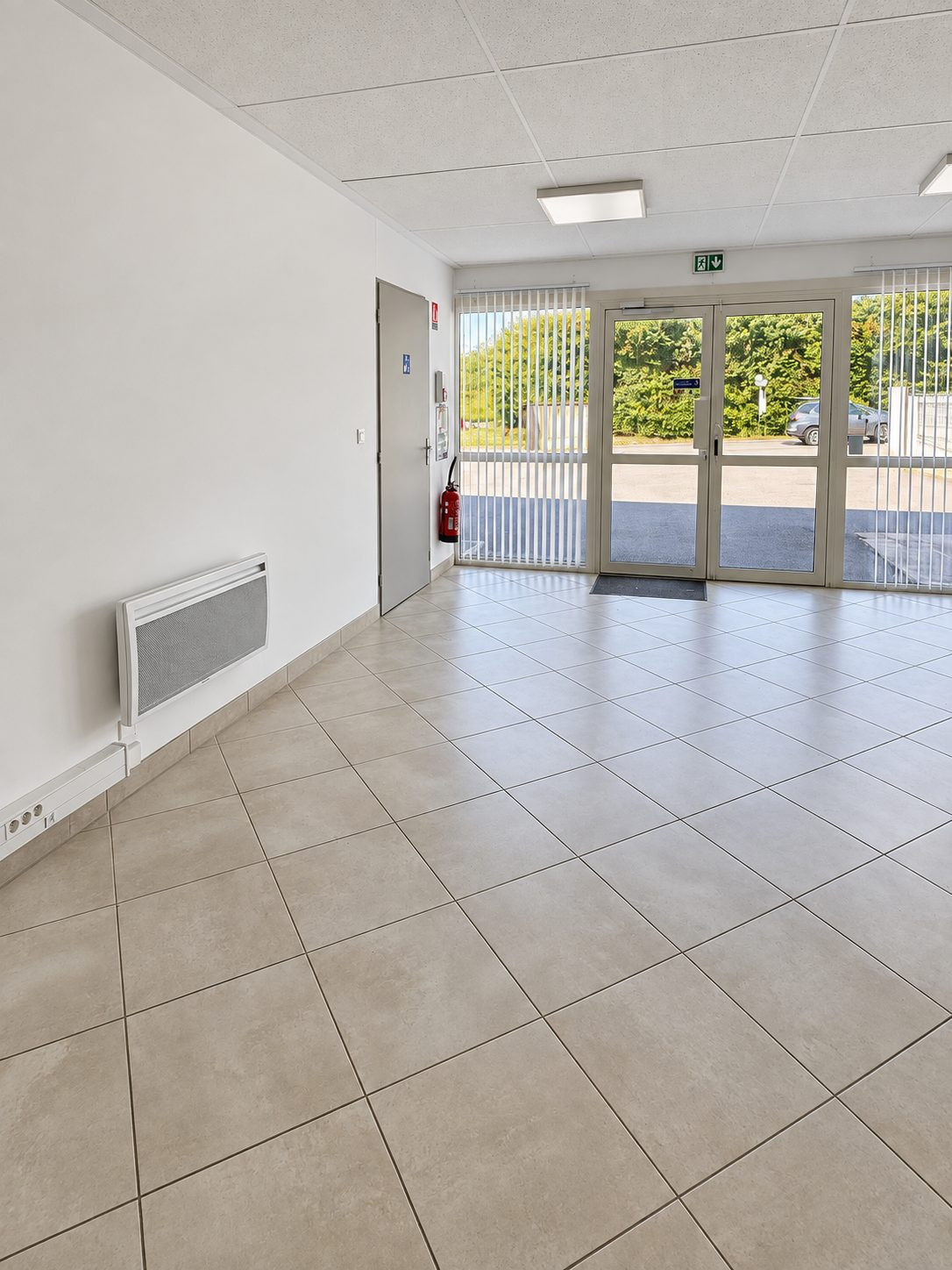Immobilier pro à louer à Dax