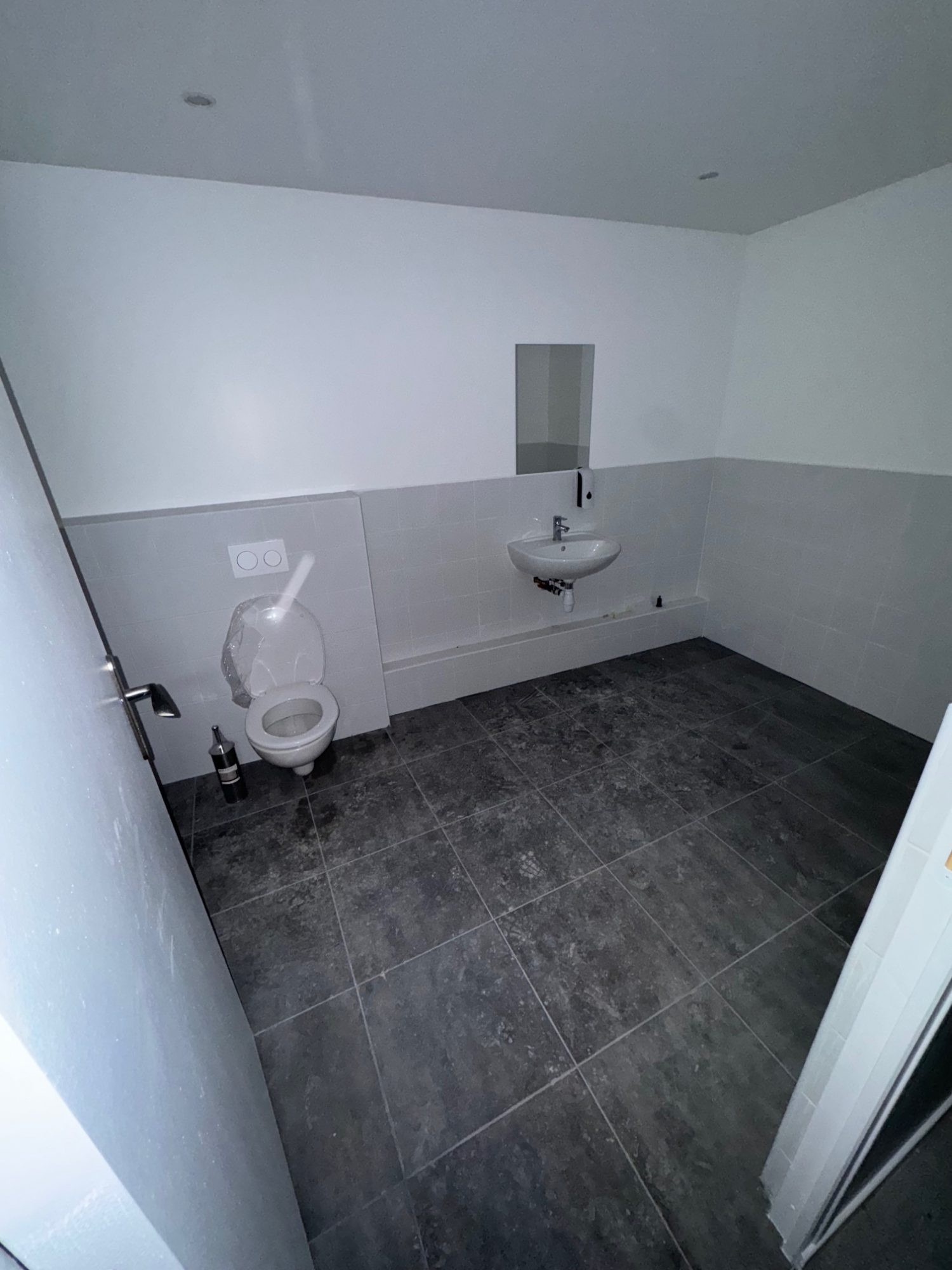 Immobilier pro for rent in Dax