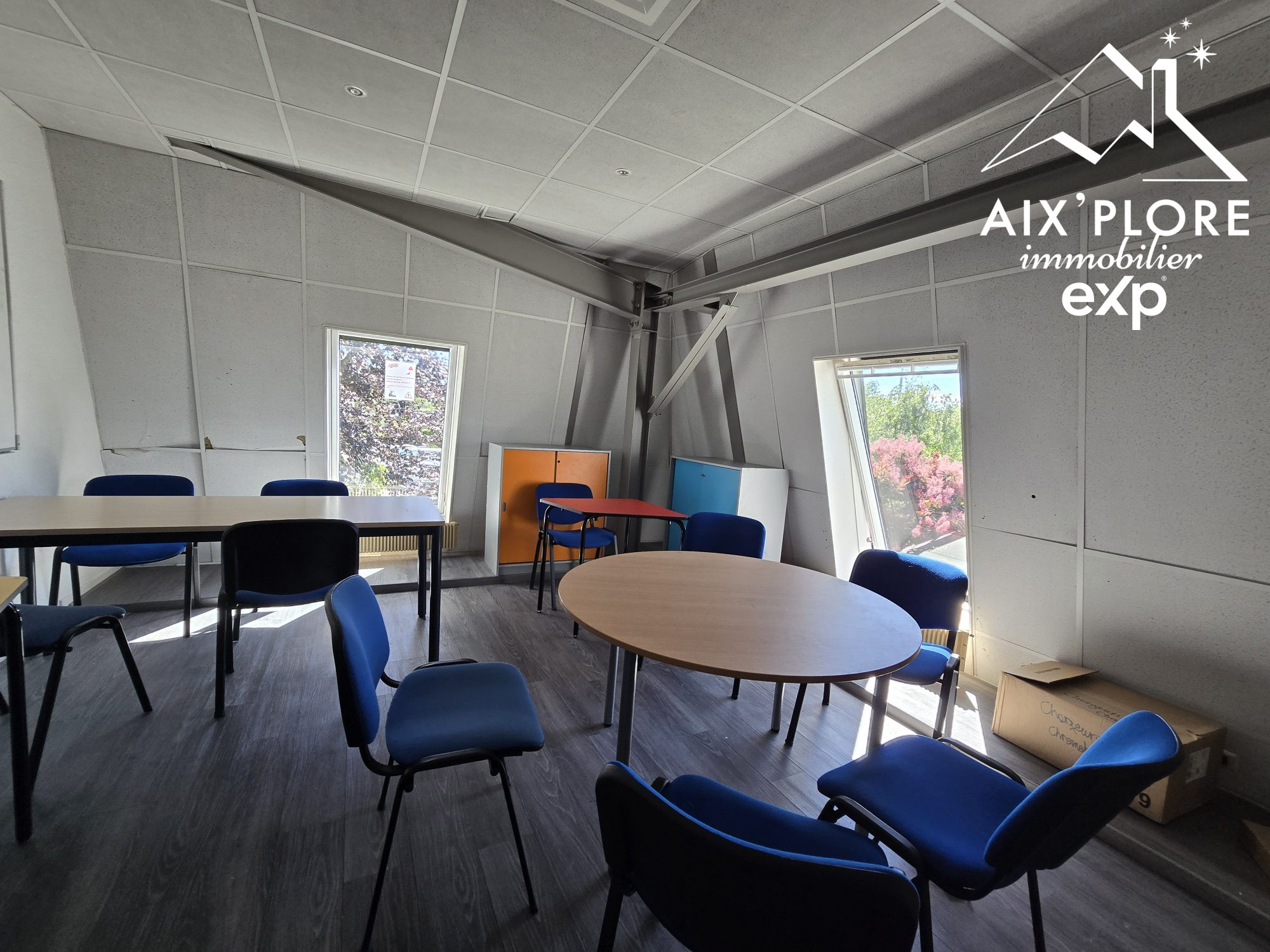Immobilier pro à louer à Annecy