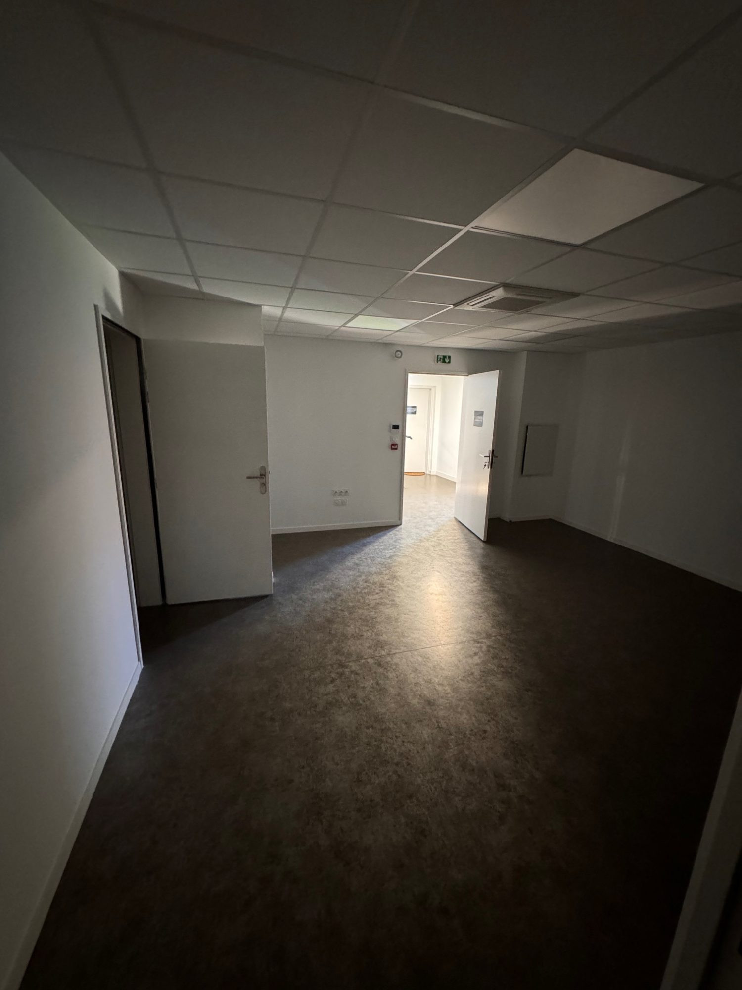 Immobilier pro for rent in Dax