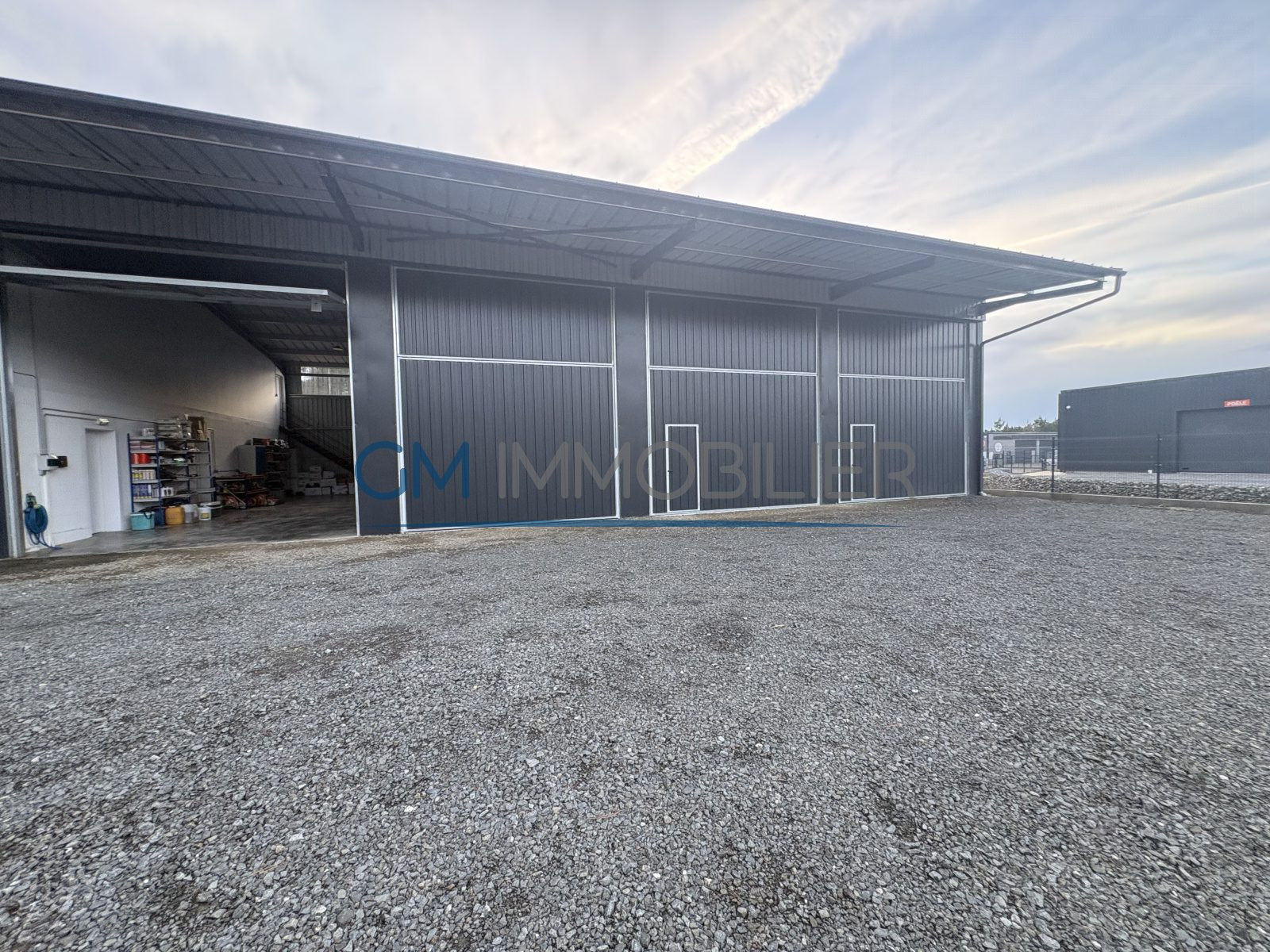 Immobilier pro à louer à Téthieu