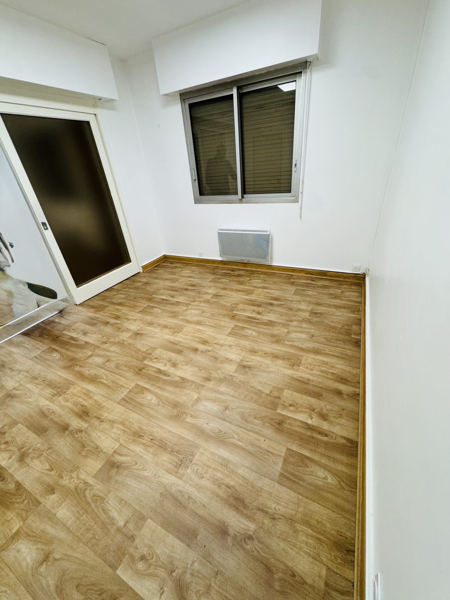 Commercial Real Estate for rent in Dax