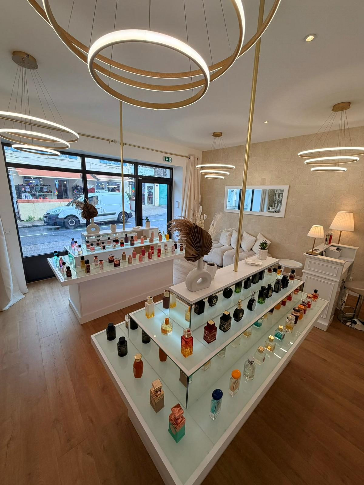 A louer - Boutique tout commerce - 32 m² - Caluire