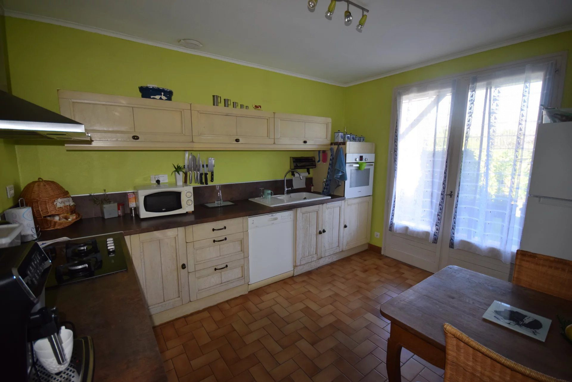 Maison à vendre à Annoire, 87 m²