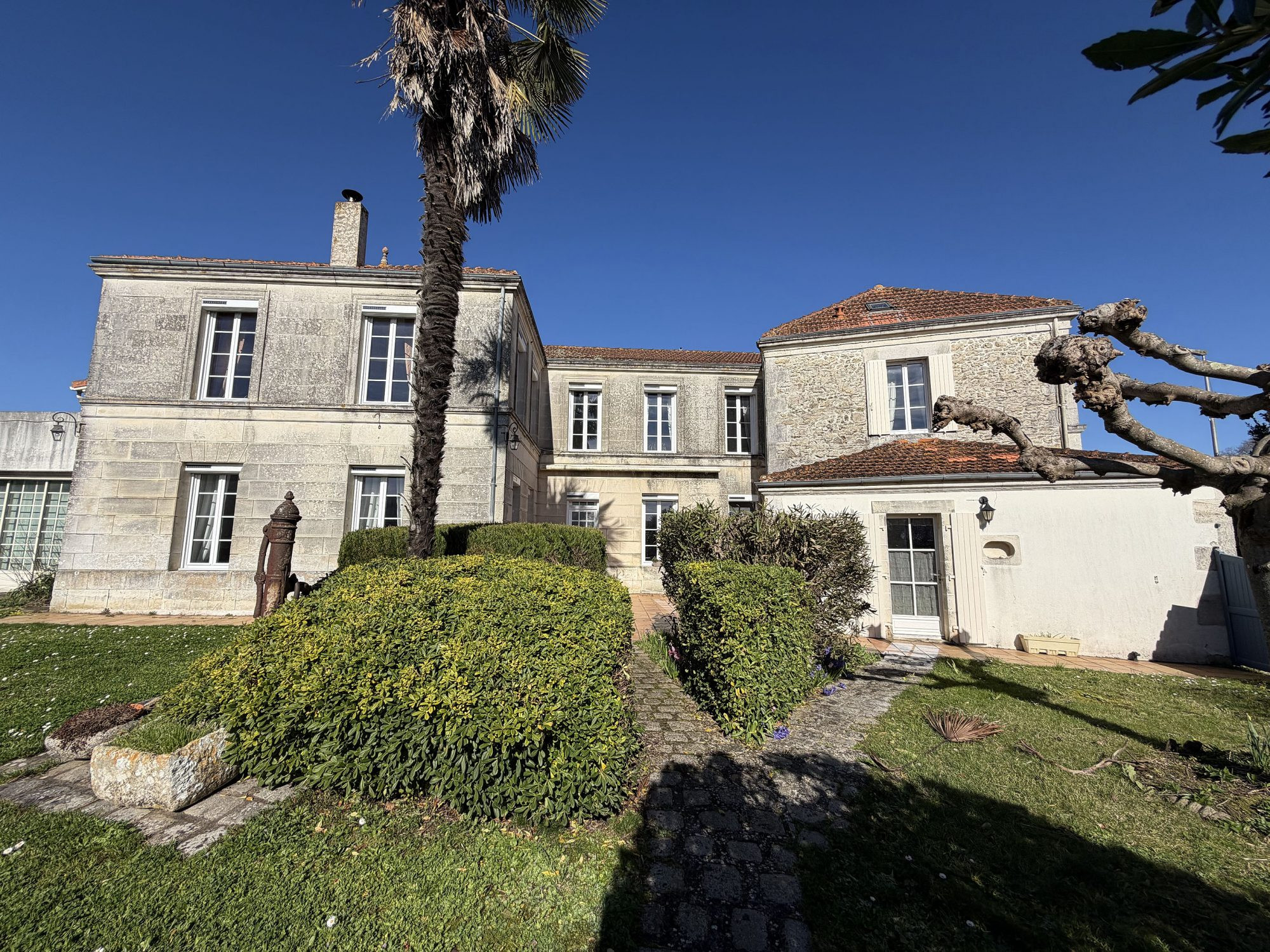 Maison occupée + Gite libre