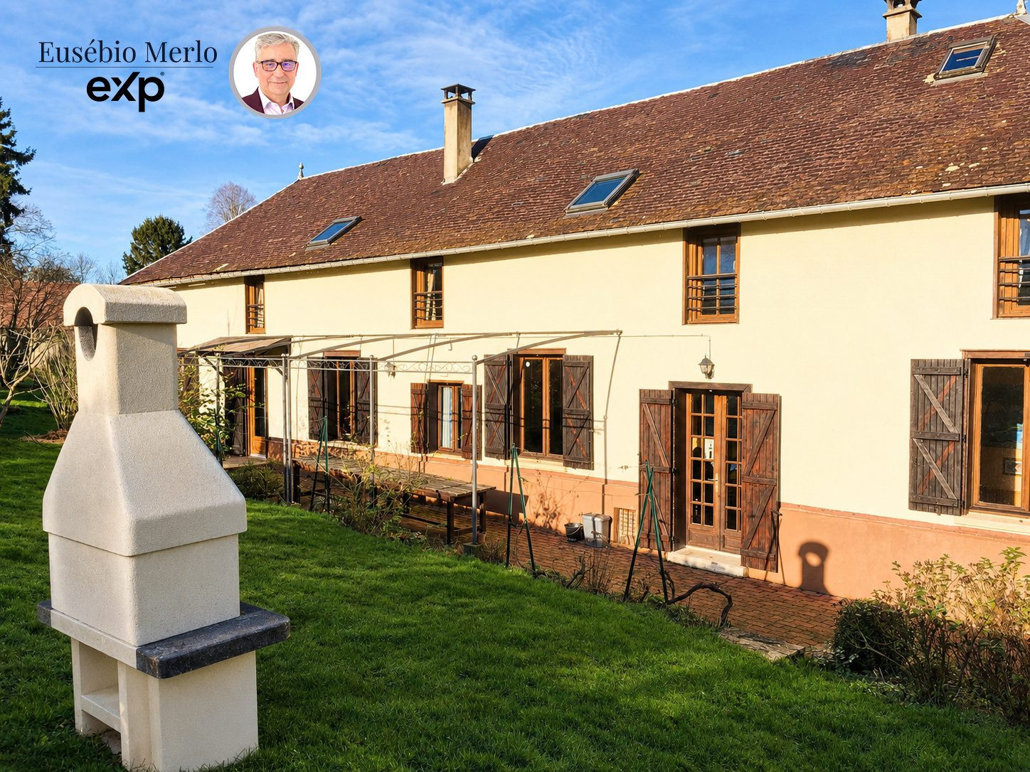 Maison à vendre à Grandvilliers, 550 m²