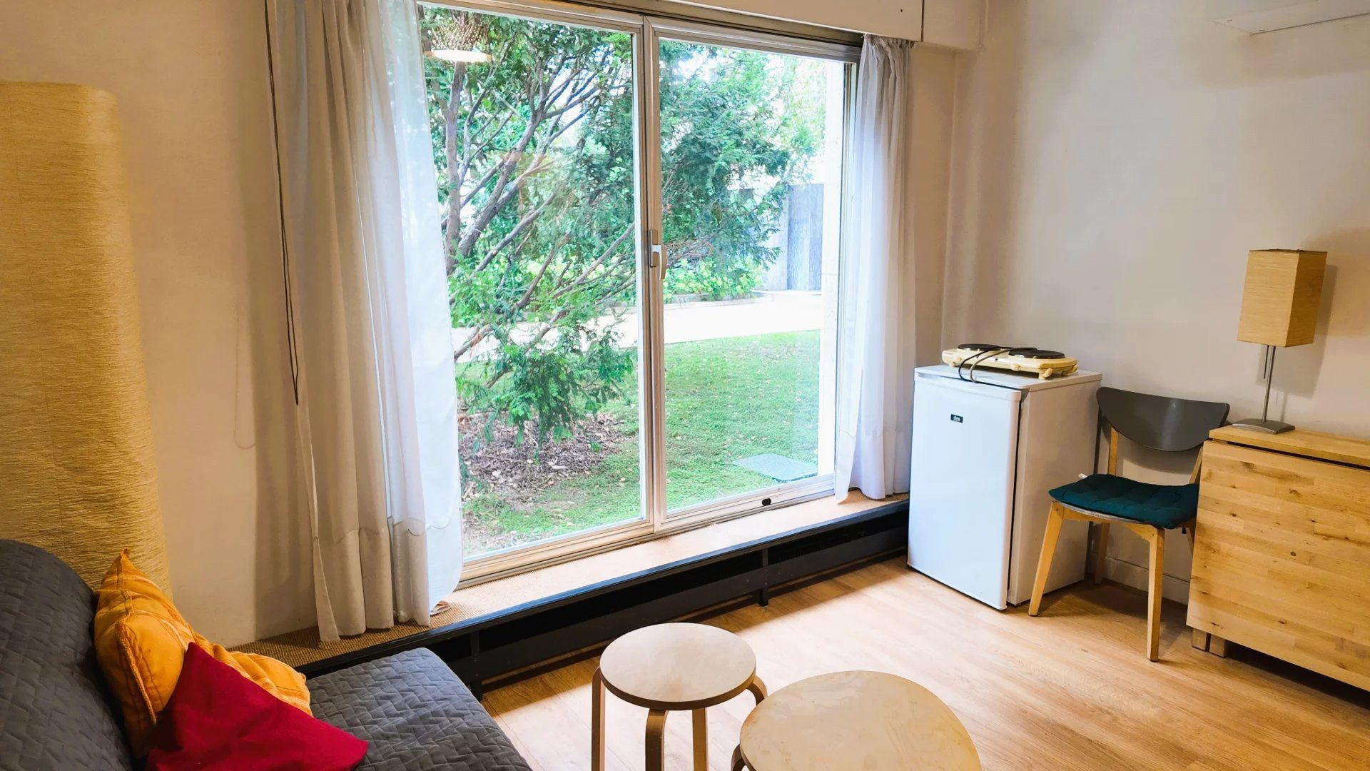 Studio cosy – Vue jardin – Résidence de standing – Cambronne