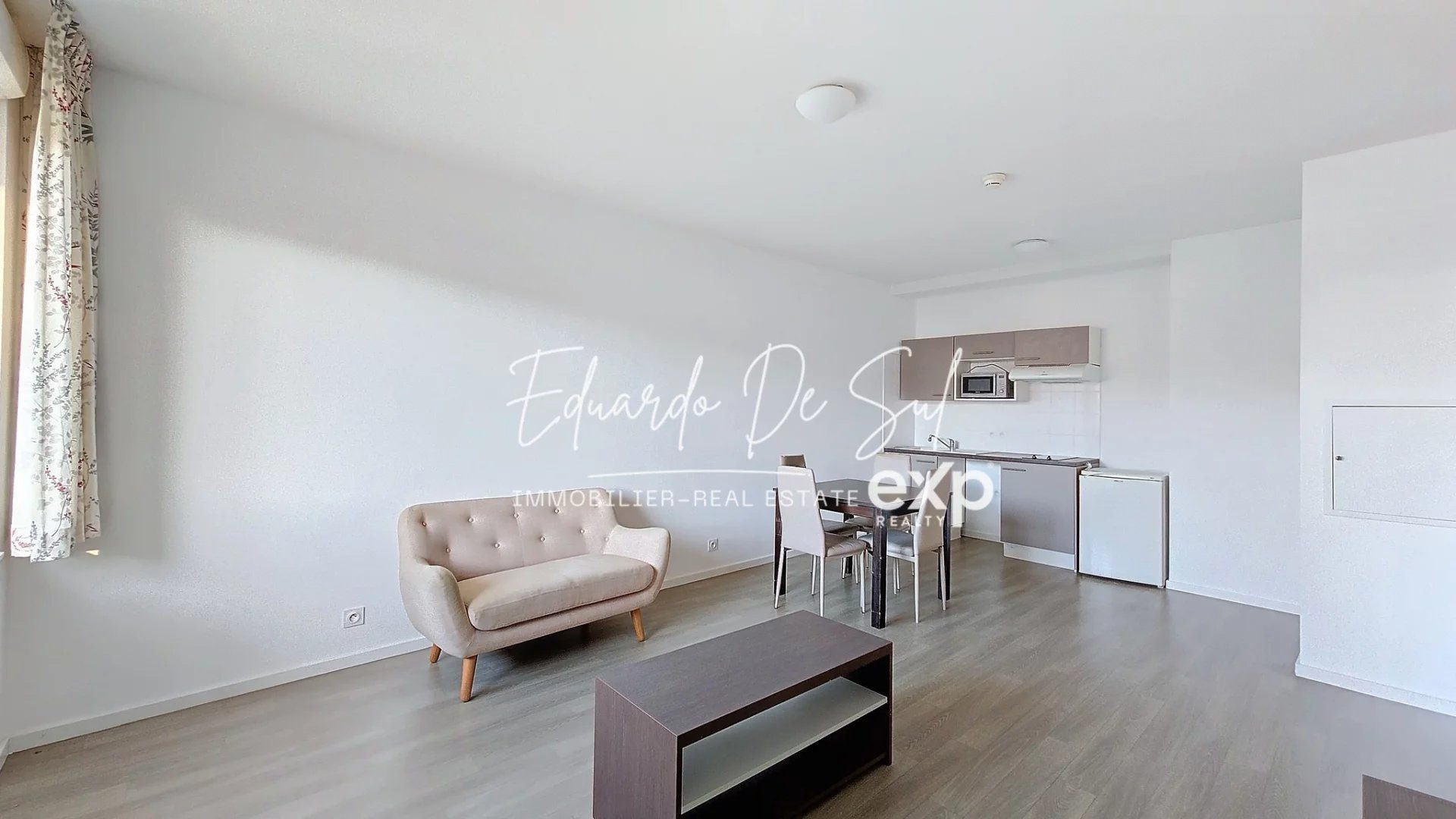 Appartement T2 VENDU LOUE (Loyer total perçu : 900€/mois CC)